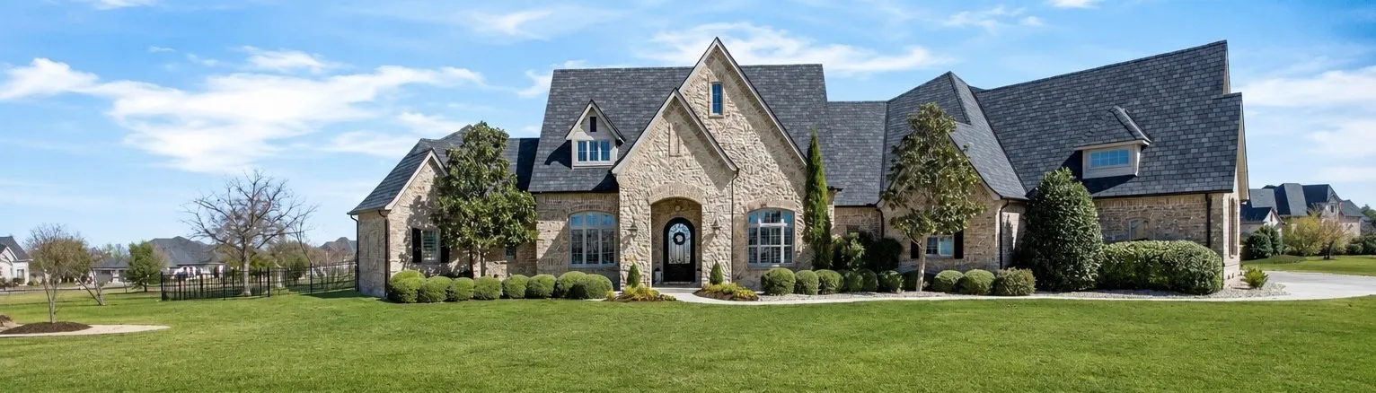 Single Family Residence For Sale in Parker County , 301 Rustic View Lane, Aledo, Texas 76008, 5 Bedroom, 5 Bathroom, 9 Garage spaces, 4,382 Sqft, built in 2014, mls#21385026, Real Estate Agent in Aledo, Homes For Sale in Parker county, Homes For Sale in Aledo, Realtor in Aledo Texas, Real Estate Brokerage Independent Realty Texas, Luminita Cordes Realtor