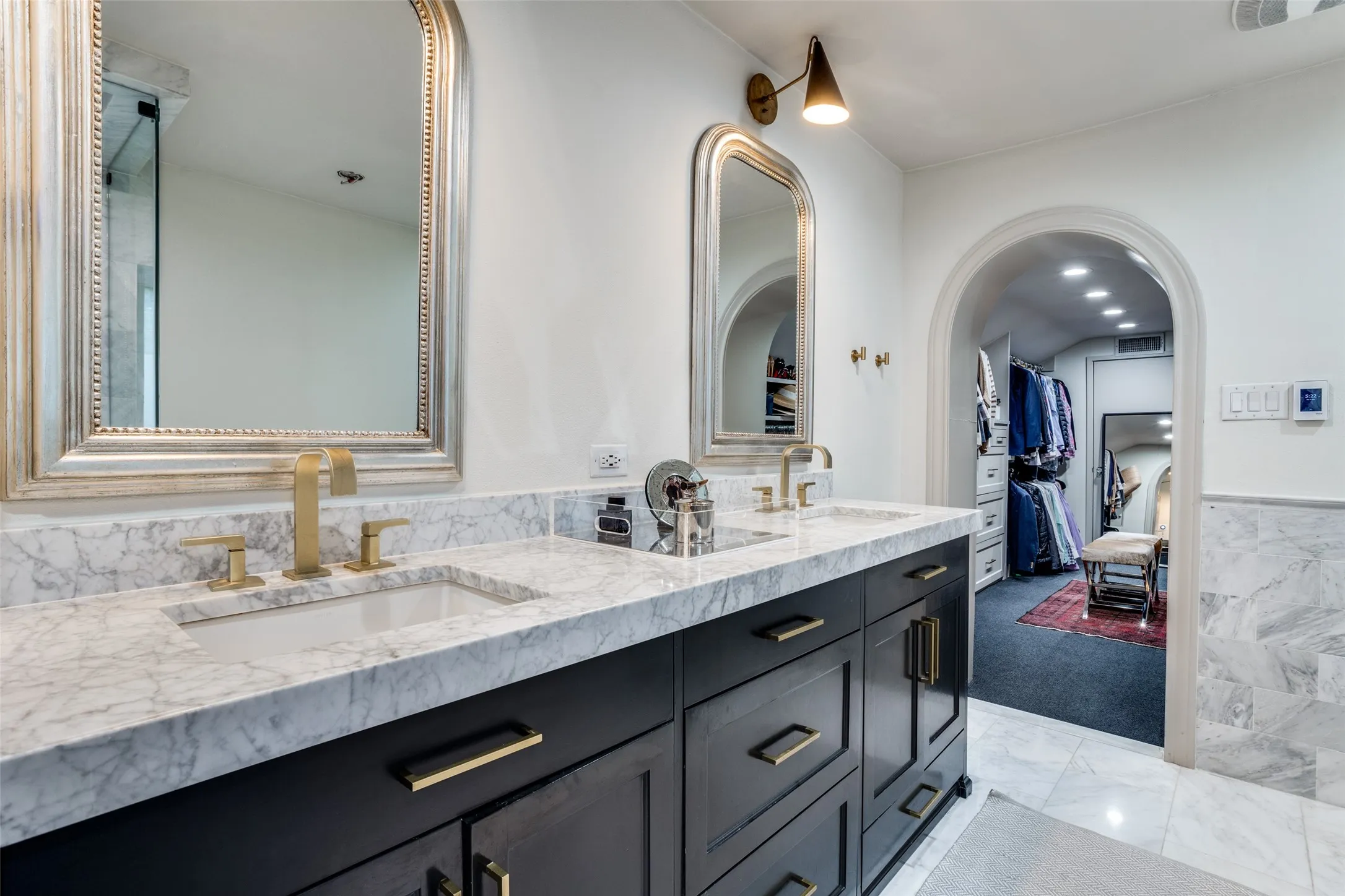 Single Family Residence For Rent in Dallas County , 5422 Merrimac Avenue, Dallas, Texas 75206, 3 Bedroom, 2 Bathroom, 2 Garage spaces, 2,496 Sqft, built in 1927, mls#21382514, Real Estate Agent in Dallas, Homes For Rent in Dallas county, Homes For Rent in Dallas, Realtor in Dallas Texas, Real Estate Brokerage Independent Realty Texas, Luminita Cordes Realtor