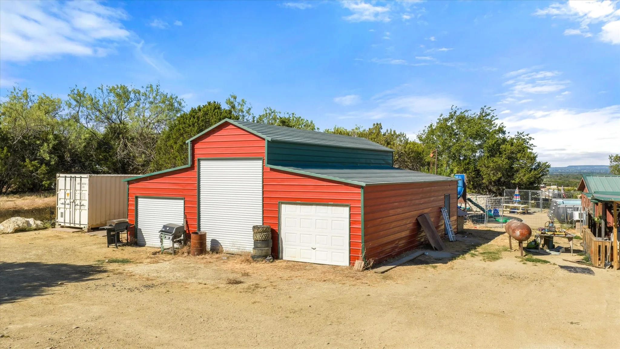 Manufactured Home For Sale in Johnson County , 12509 County Road 1131 Road, Godley, Texas 76044, 4 Bedroom, 3 Bathroom, Garage spaces, 2,016 Sqft, built in 1982, mls#21381270, Real Estate Agent in Godley, Homes For Sale in Johnson county, Homes For Sale in Godley, Realtor in Godley Texas, Real Estate Brokerage Independent Realty Texas, Luminita Cordes Realtor