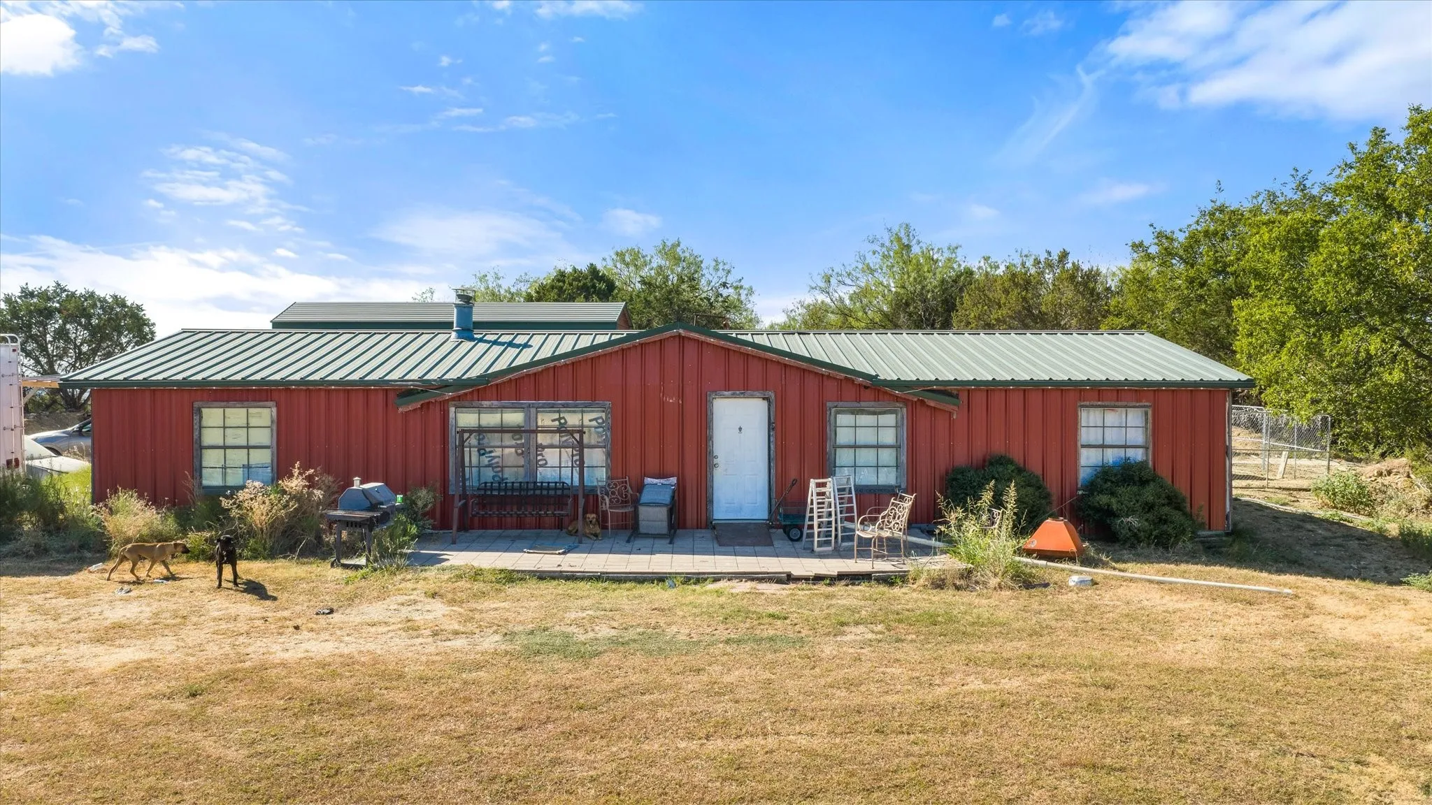 Manufactured Home For Sale in Johnson County , 12509 County Road 1131 Road, Godley, Texas 76044, 4 Bedroom, 3 Bathroom, Garage spaces, 2,016 Sqft, built in 1982, mls#21381270, Real Estate Agent in Godley, Homes For Sale in Johnson county, Homes For Sale in Godley, Realtor in Godley Texas, Real Estate Brokerage Independent Realty Texas, Luminita Cordes Realtor