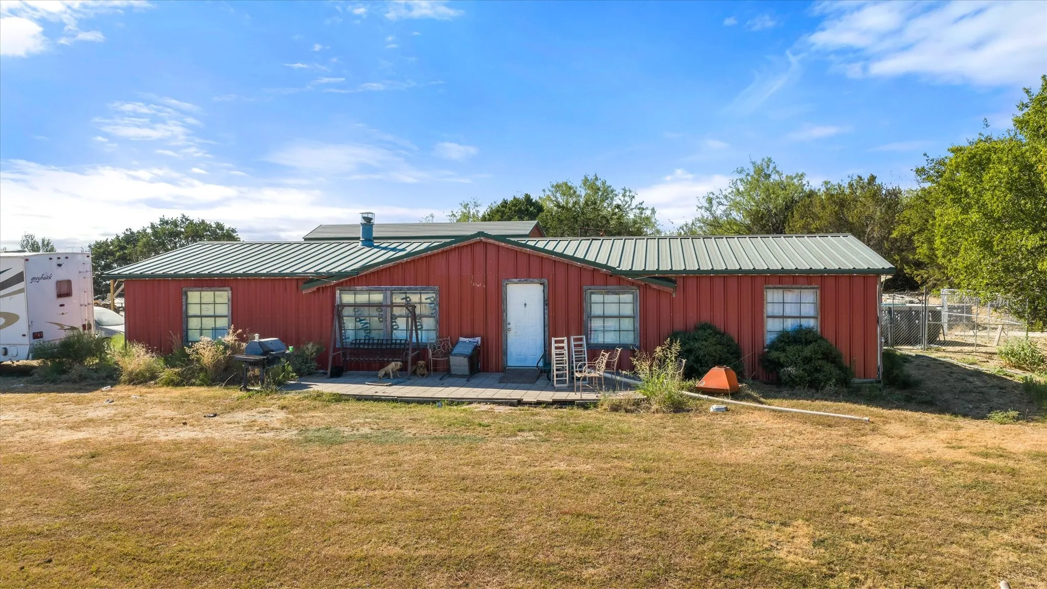 Manufactured Home For Sale in Johnson County , 12509 County Road 1131 Road, Godley, Texas 76044, 4 Bedroom, 3 Bathroom, Garage spaces, 2,016 Sqft, built in 1982, mls#21381270, Real Estate Agent in Godley, Homes For Sale in Johnson county, Homes For Sale in Godley, Realtor in Godley Texas, Real Estate Brokerage Independent Realty Texas, Luminita Cordes Realtor
