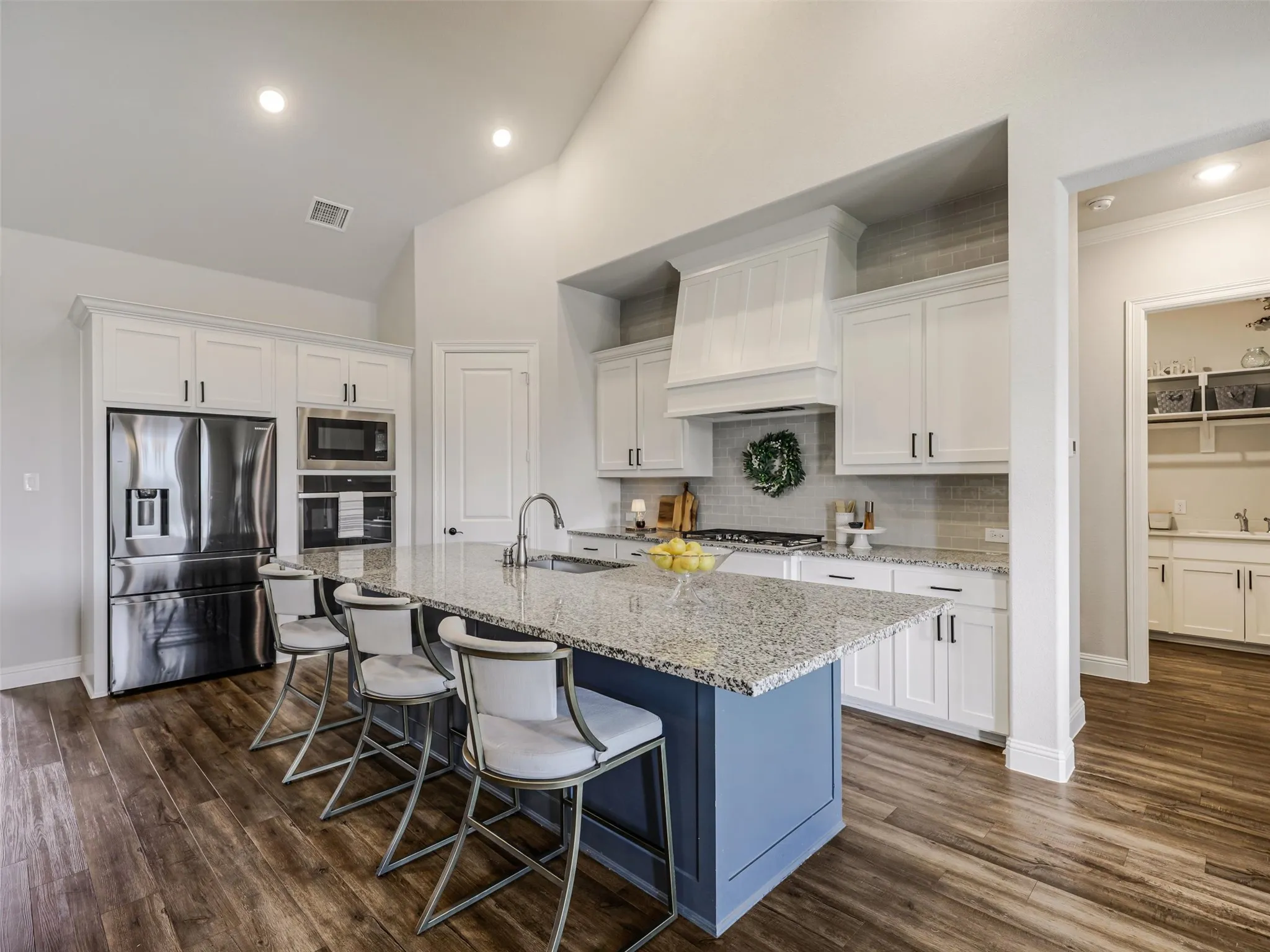 Single Family Residence For Sale in Collin County , 3051 Kessler Drive, Celina, Texas 75009, 4 Bedroom, 3 Bathroom, 4 Garage spaces, 2,810 Sqft, built in 2020, mls#21367874, Real Estate Agent in Celina, Homes For Sale in Collin county, Homes For Sale in Celina, Realtor in Celina Texas, Real Estate Brokerage Independent Realty Texas, Luminita Cordes Realtor
