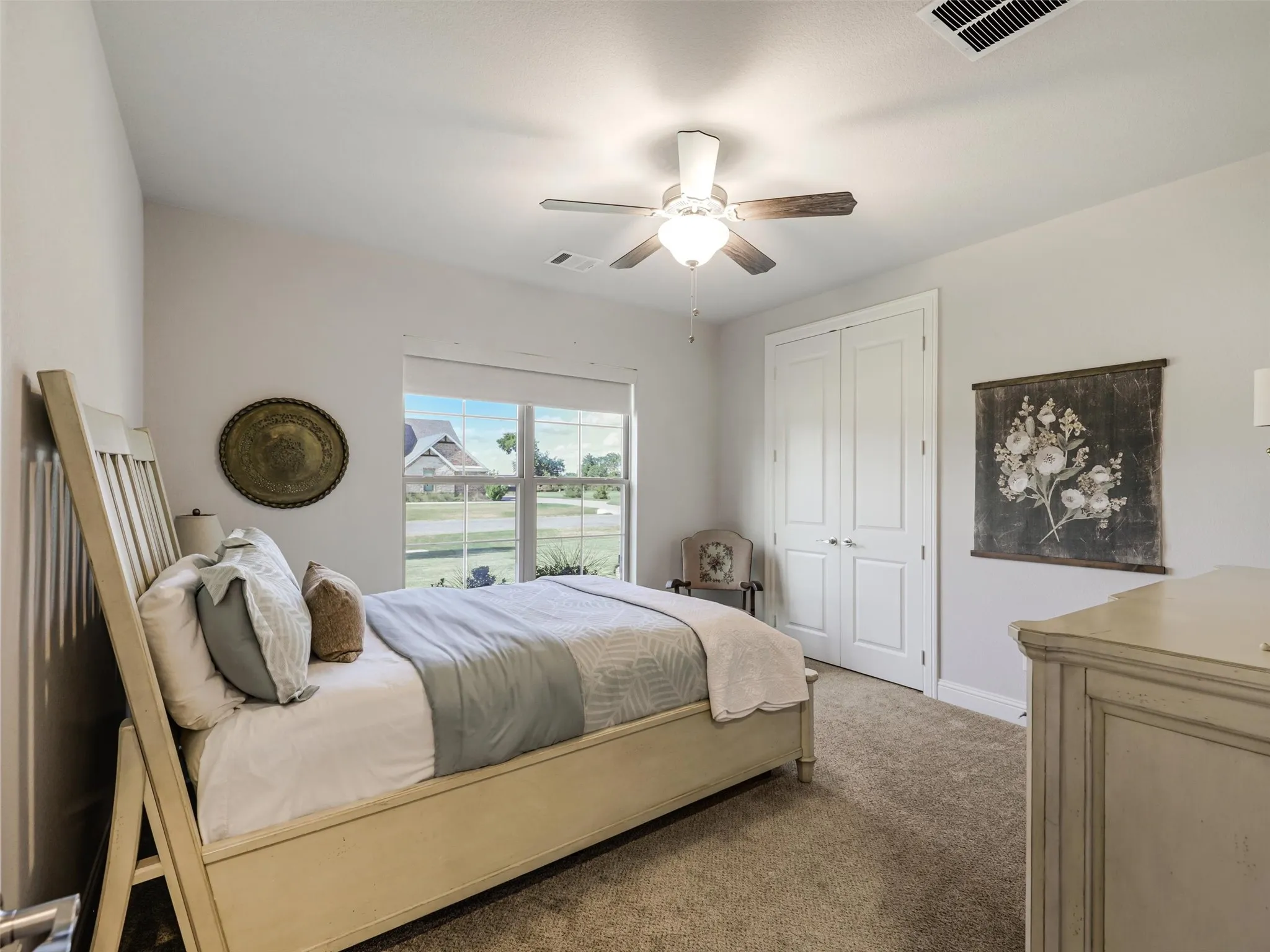 Single Family Residence For Sale in Collin County , 3051 Kessler Drive, Celina, Texas 75009, 4 Bedroom, 3 Bathroom, 4 Garage spaces, 2,810 Sqft, built in 2020, mls#21367874, Real Estate Agent in Celina, Homes For Sale in Collin county, Homes For Sale in Celina, Realtor in Celina Texas, Real Estate Brokerage Independent Realty Texas, Luminita Cordes Realtor