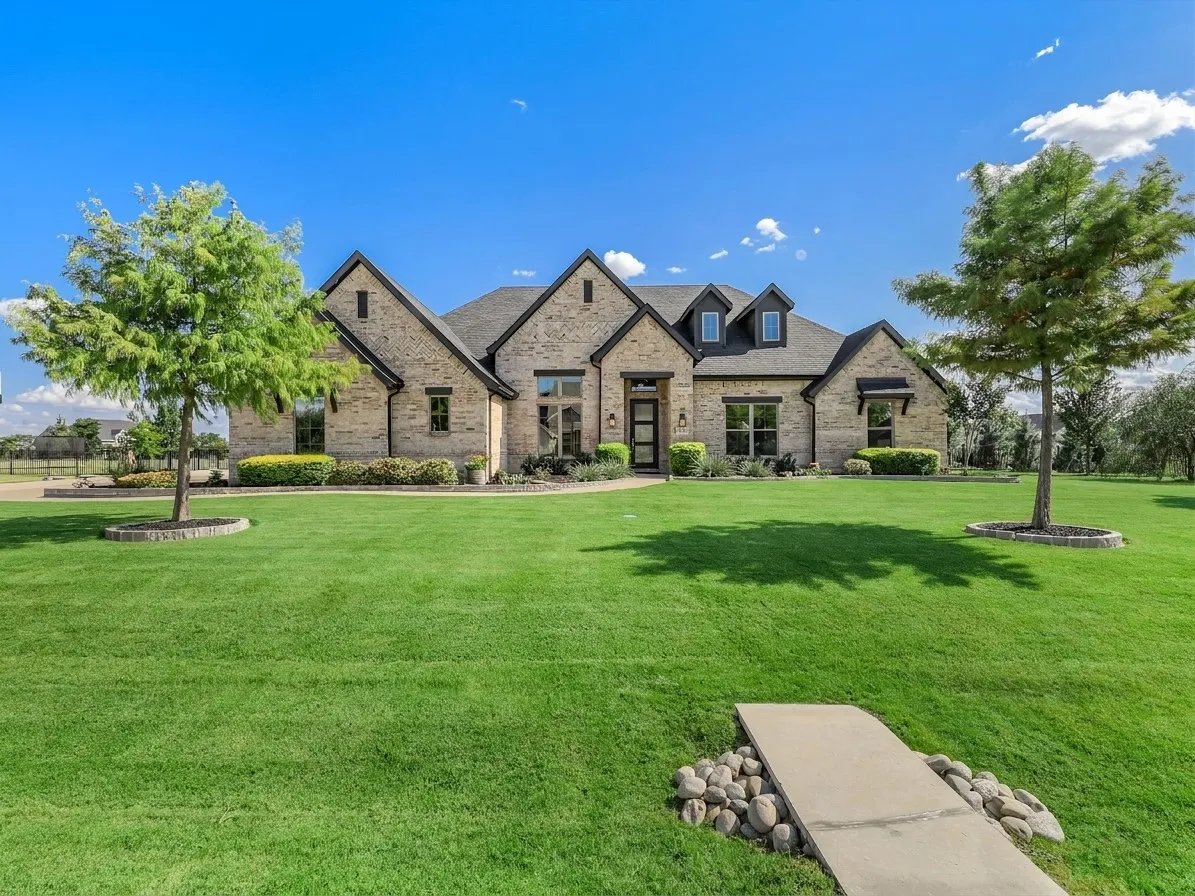 Single Family Residence For Sale in Collin County , 3051 Kessler Drive, Celina, Texas 75009, 4 Bedroom, 3 Bathroom, 4 Garage spaces, 2,810 Sqft, built in 2020, mls#21367874, Real Estate Agent in Celina, Homes For Sale in Collin county, Homes For Sale in Celina, Realtor in Celina Texas, Real Estate Brokerage Independent Realty Texas, Luminita Cordes Realtor