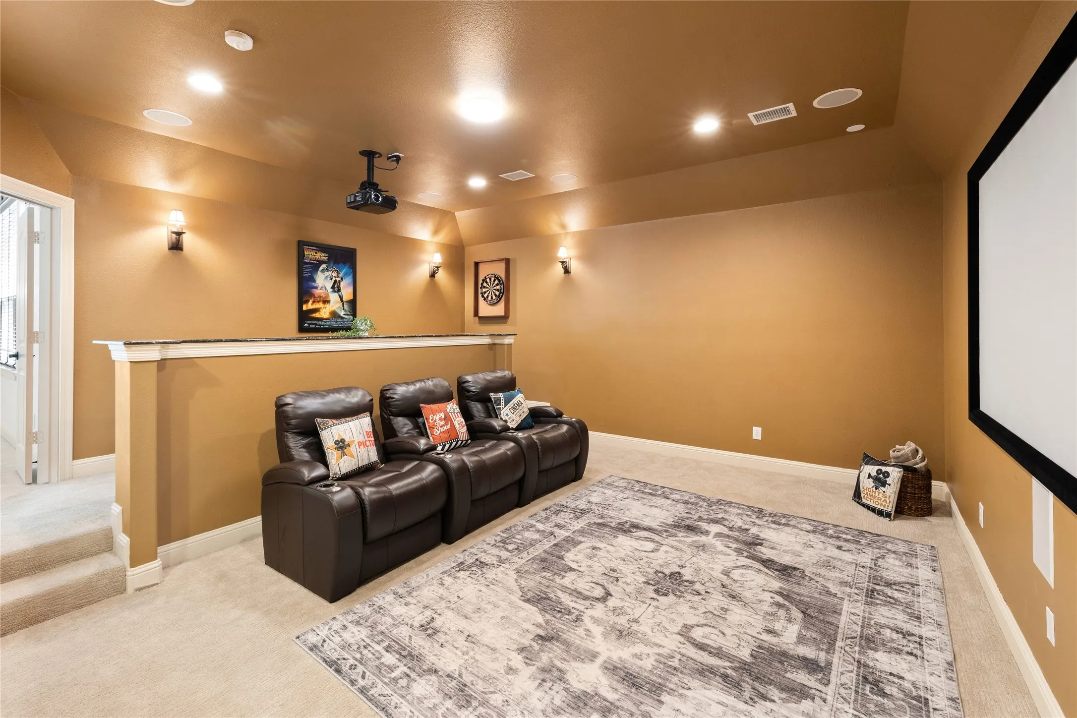 Single Family Residence For Rent in Denton County , 11292 Berkeley Hall Lane, Frisco, Texas 75033, 5 Bedroom, 5 Bathroom, 2 Garage spaces, 4,314 Sqft, built in 2008, mls#21385030, Real Estate Agent in Frisco, Homes For Rent in Denton county, Homes For Rent in Frisco, Realtor in Frisco Texas, Real Estate Brokerage Independent Realty Texas, Luminita Cordes Realtor