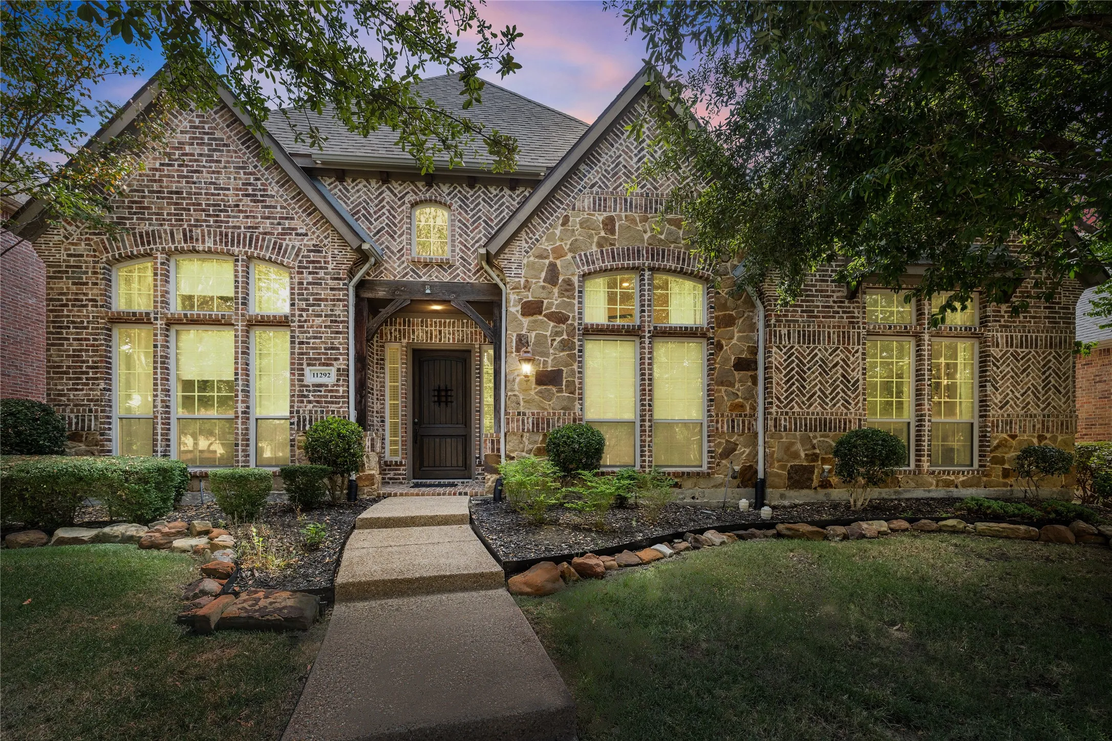 Single Family Residence For Rent in Denton County , 11292 Berkeley Hall Lane, Frisco, Texas 75033, 5 Bedroom, 5 Bathroom, 2 Garage spaces, 4,314 Sqft, built in 2008, mls#21385030, Real Estate Agent in Frisco, Homes For Rent in Denton county, Homes For Rent in Frisco, Realtor in Frisco Texas, Real Estate Brokerage Independent Realty Texas, Luminita Cordes Realtor