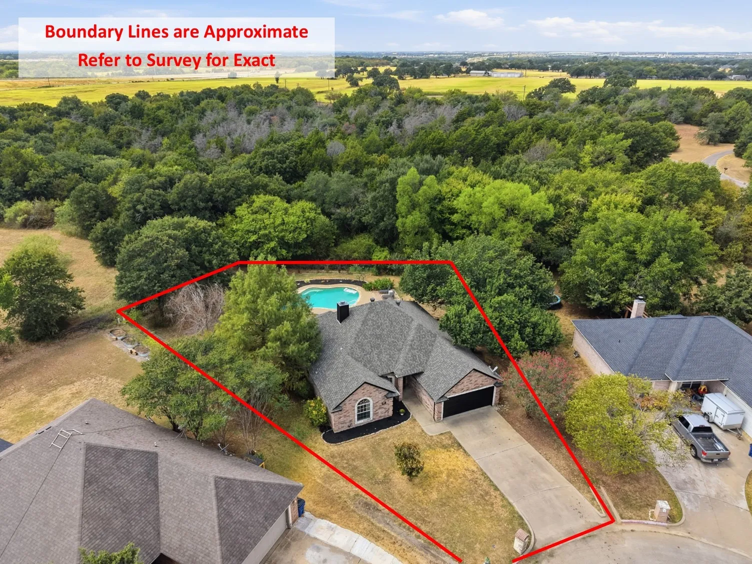 Single Family Residence For Sale in Johnson County , 802 Justin Court, Keene, Texas 76059, 4 Bedroom, 2 Bathroom, 2 Garage spaces, 1,829 Sqft, built in 2002, mls#21385011, Real Estate Agent in Keene, Homes For Sale in Johnson county, Homes For Sale in Keene, Realtor in Keene Texas, Real Estate Brokerage Independent Realty Texas, Luminita Cordes Realtor