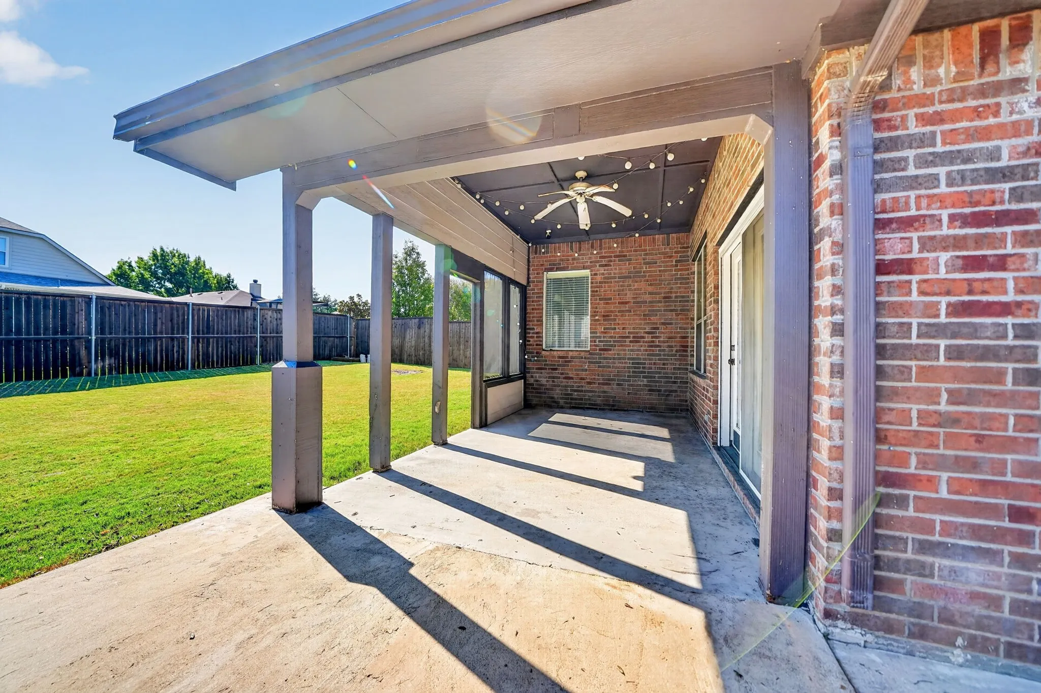 Single Family Residence For Sale in Collin County , 2013 Fair Highlands Trail, Wylie, Texas 75098, 4 Bedroom, 2 Bathroom, 2 Garage spaces, 2,110 Sqft, built in 2005, mls#21384473, Real Estate Agent in Wylie, Homes For Sale in Collin county, Homes For Sale in Wylie, Realtor in Wylie Texas, Real Estate Brokerage Independent Realty Texas, Luminita Cordes Realtor