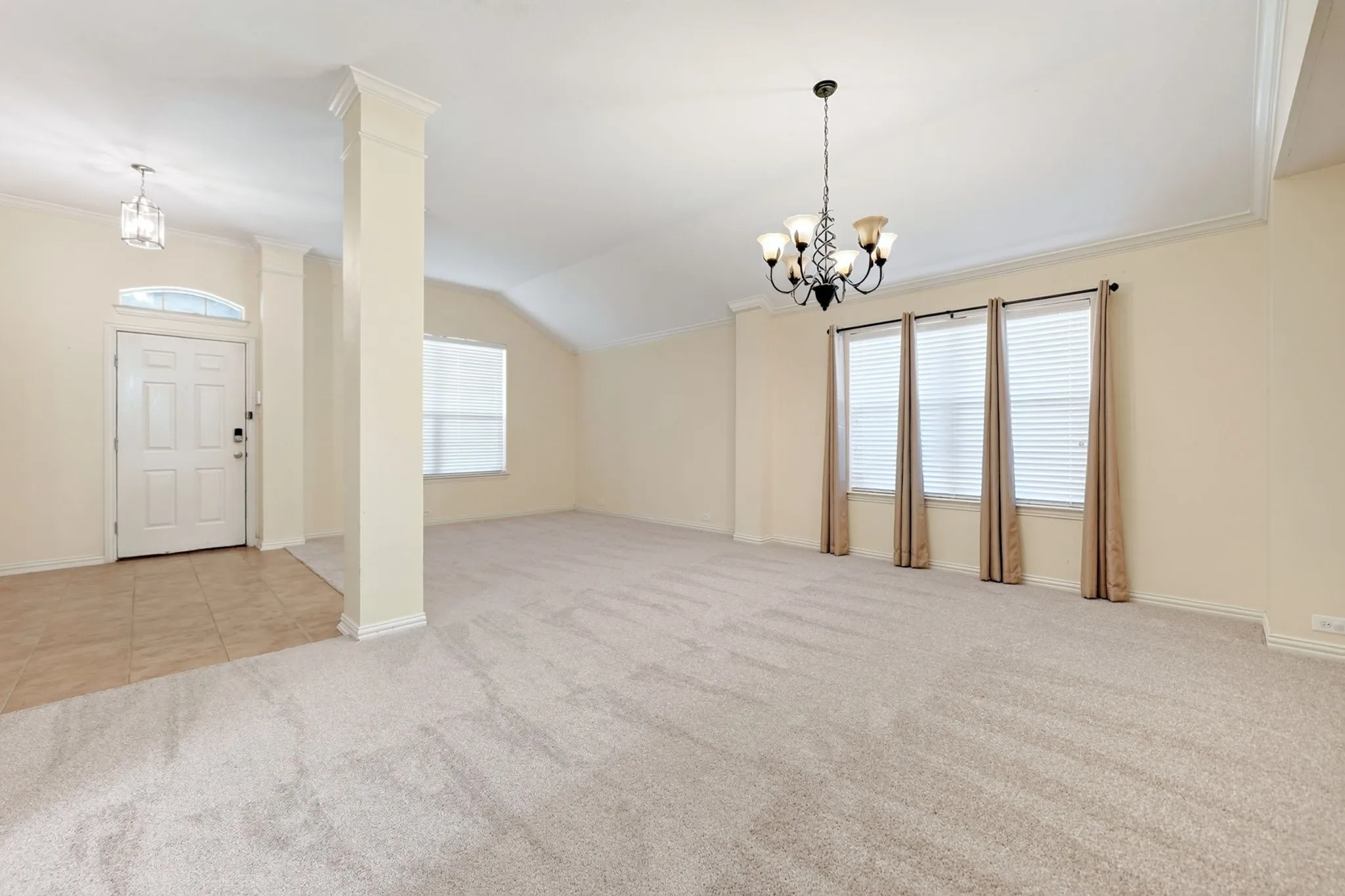 Single Family Residence For Sale in Collin County , 2013 Fair Highlands Trail, Wylie, Texas 75098, 4 Bedroom, 2 Bathroom, 2 Garage spaces, 2,110 Sqft, built in 2005, mls#21384473, Real Estate Agent in Wylie, Homes For Sale in Collin county, Homes For Sale in Wylie, Realtor in Wylie Texas, Real Estate Brokerage Independent Realty Texas, Luminita Cordes Realtor