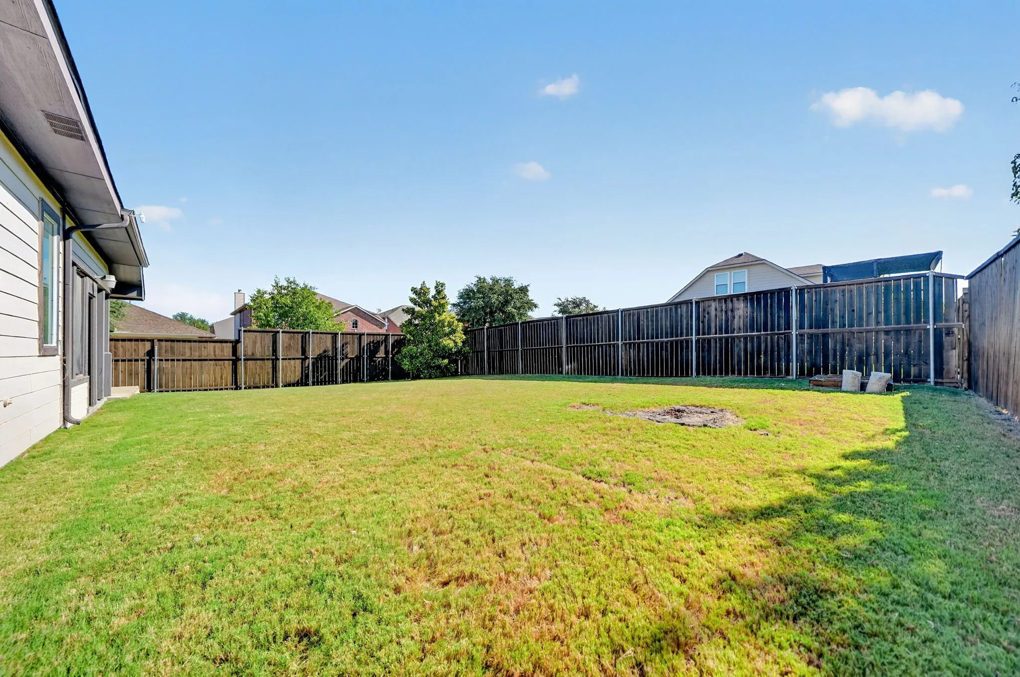 Single Family Residence For Sale in Collin County , 2013 Fair Highlands Trail, Wylie, Texas 75098, 4 Bedroom, 2 Bathroom, 2 Garage spaces, 2,110 Sqft, built in 2005, mls#21384473, Real Estate Agent in Wylie, Homes For Sale in Collin county, Homes For Sale in Wylie, Realtor in Wylie Texas, Real Estate Brokerage Independent Realty Texas, Luminita Cordes Realtor