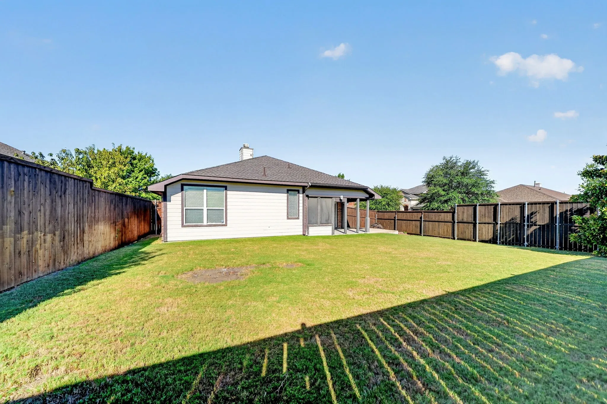 Single Family Residence For Sale in Collin County , 2013 Fair Highlands Trail, Wylie, Texas 75098, 4 Bedroom, 2 Bathroom, 2 Garage spaces, 2,110 Sqft, built in 2005, mls#21384473, Real Estate Agent in Wylie, Homes For Sale in Collin county, Homes For Sale in Wylie, Realtor in Wylie Texas, Real Estate Brokerage Independent Realty Texas, Luminita Cordes Realtor