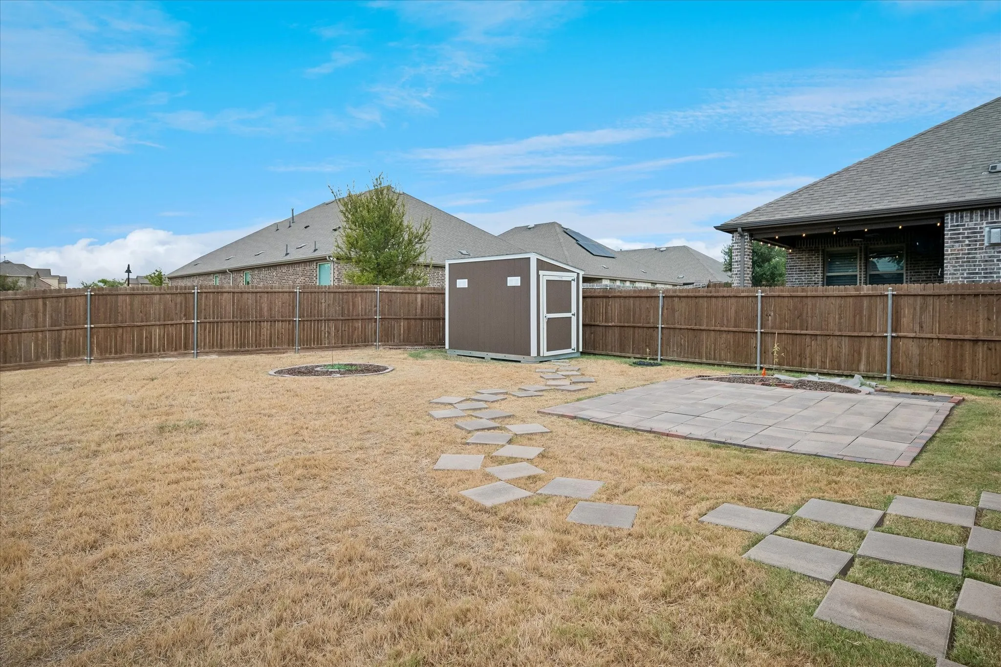 Single Family Residence For Rent in Collin County , 2949 Open Range Drive, Celina, Texas 75009, 4 Bedroom, 2 Bathroom, 2 Garage spaces, 2,109 Sqft, built in 2018, mls#21385045, Real Estate Agent in Celina, Homes For Rent in Collin county, Homes For Rent in Celina, Realtor in Celina Texas, Real Estate Brokerage Independent Realty Texas, Luminita Cordes Realtor