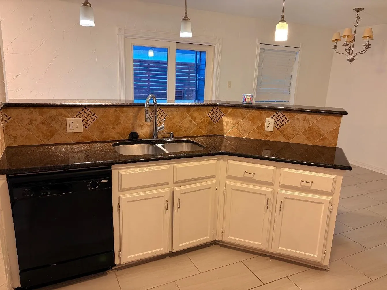 Single Family Residence For Rent in Denton County , 2206 Old Mill Road, Carrollton, Texas 75007, 3 Bedroom, 2 Bathroom, 2 Garage spaces, 1,893 Sqft, built in 1980, mls#21385060, Real Estate Agent in Carrollton, Homes For Rent in Denton county, Homes For Rent in Carrollton, Realtor in Carrollton Texas, Real Estate Brokerage Independent Realty Texas, Luminita Cordes Realtor