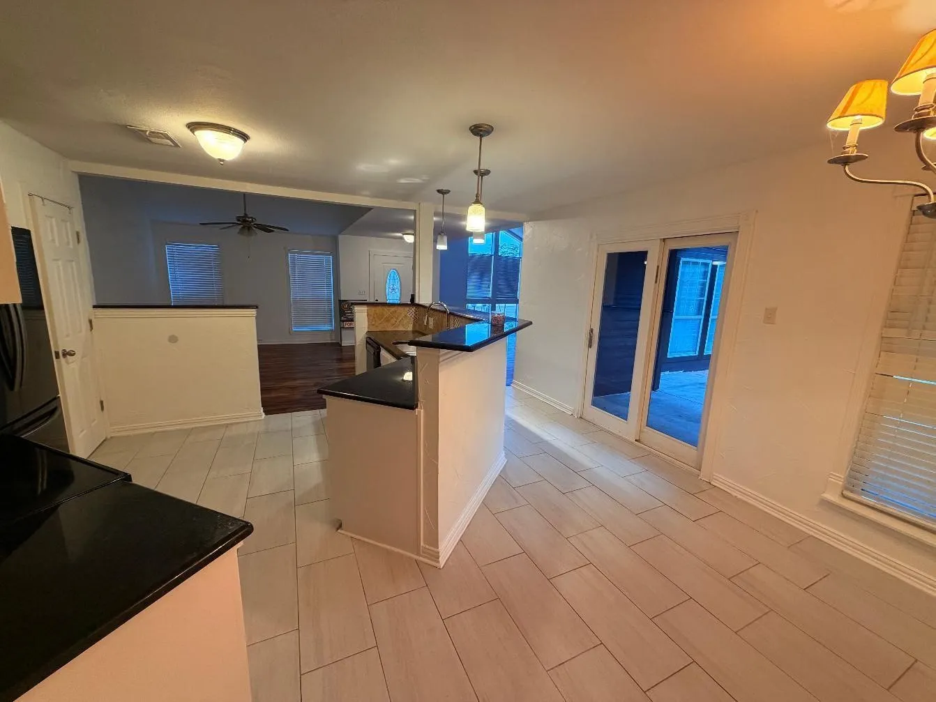 Single Family Residence For Rent in Denton County , 2206 Old Mill Road, Carrollton, Texas 75007, 3 Bedroom, 2 Bathroom, 2 Garage spaces, 1,893 Sqft, built in 1980, mls#21385060, Real Estate Agent in Carrollton, Homes For Rent in Denton county, Homes For Rent in Carrollton, Realtor in Carrollton Texas, Real Estate Brokerage Independent Realty Texas, Luminita Cordes Realtor