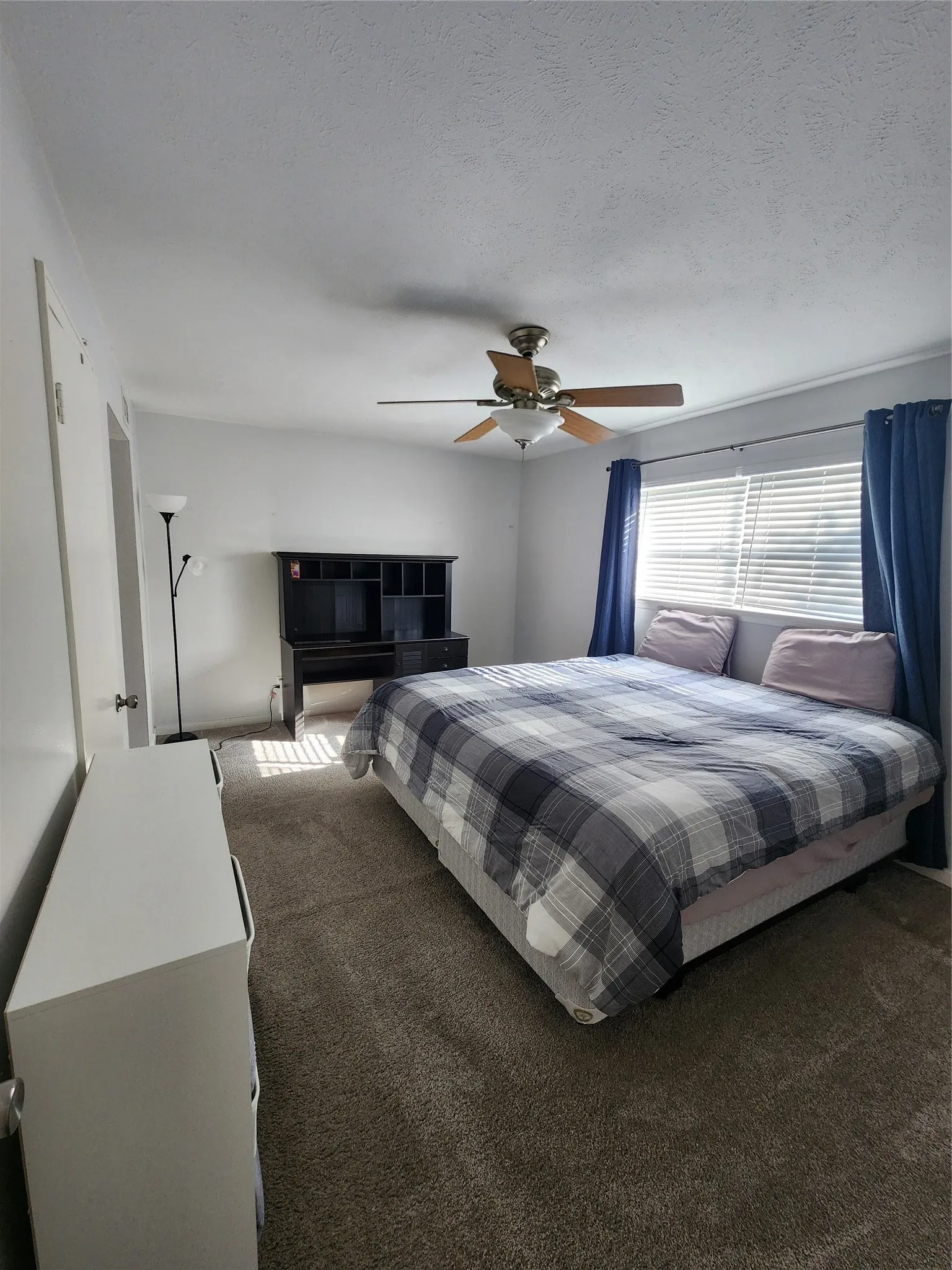 Condominium For Rent in Dallas County , 11304 Park Central Place B, Dallas, Texas 75230, 2 Bedroom, 2 Bathroom, Garage spaces, 1,056 Sqft, built in 1961, mls#21381473, Real Estate Agent in Dallas, Homes For Rent in Dallas county, Homes For Rent in Dallas, Realtor in Dallas Texas, Real Estate Brokerage Independent Realty Texas, Luminita Cordes Realtor