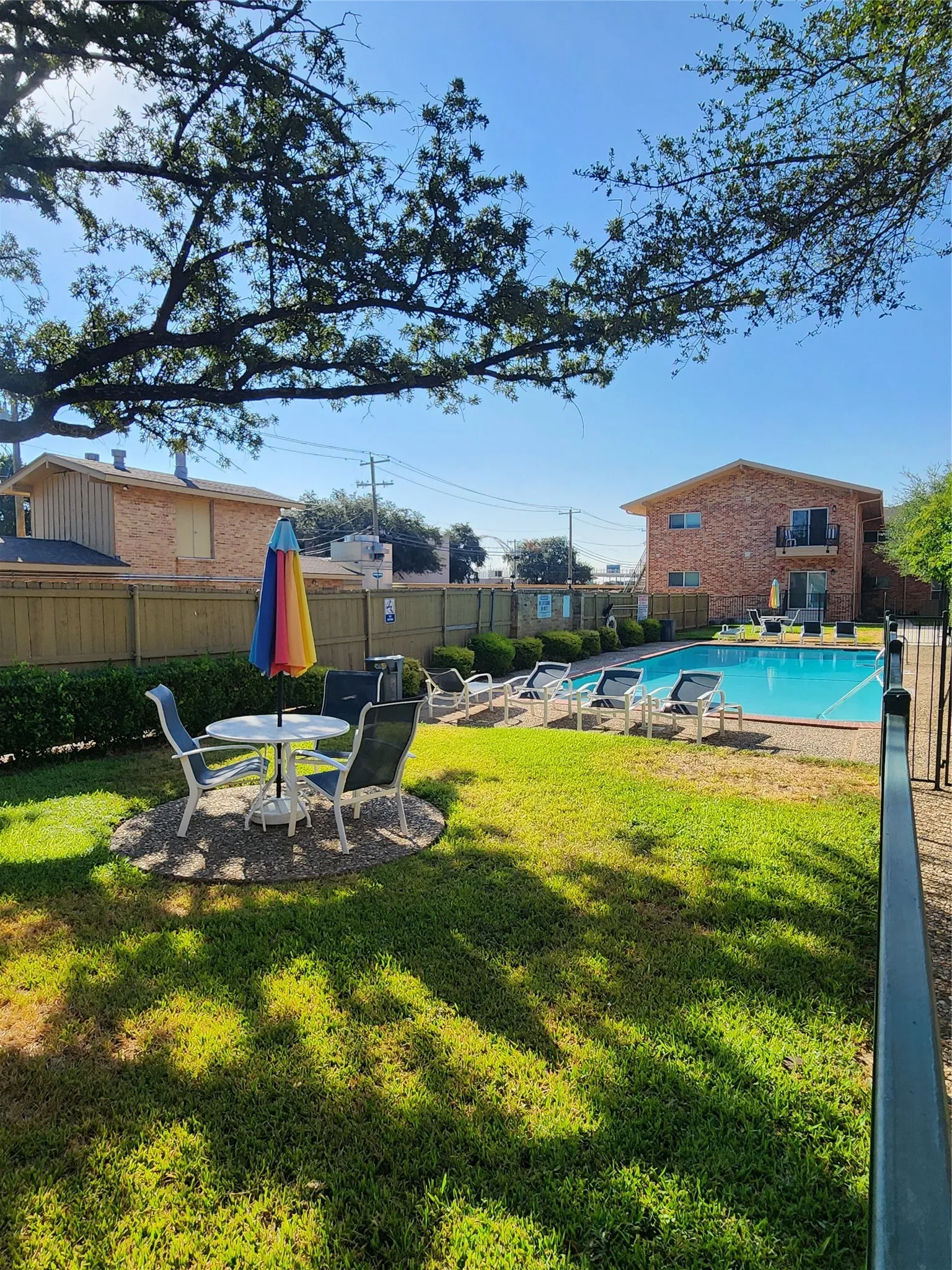 Condominium For Rent in Dallas County , 11304 Park Central Place B, Dallas, Texas 75230, 2 Bedroom, 2 Bathroom, Garage spaces, 1,056 Sqft, built in 1961, mls#21381473, Real Estate Agent in Dallas, Homes For Rent in Dallas county, Homes For Rent in Dallas, Realtor in Dallas Texas, Real Estate Brokerage Independent Realty Texas, Luminita Cordes Realtor