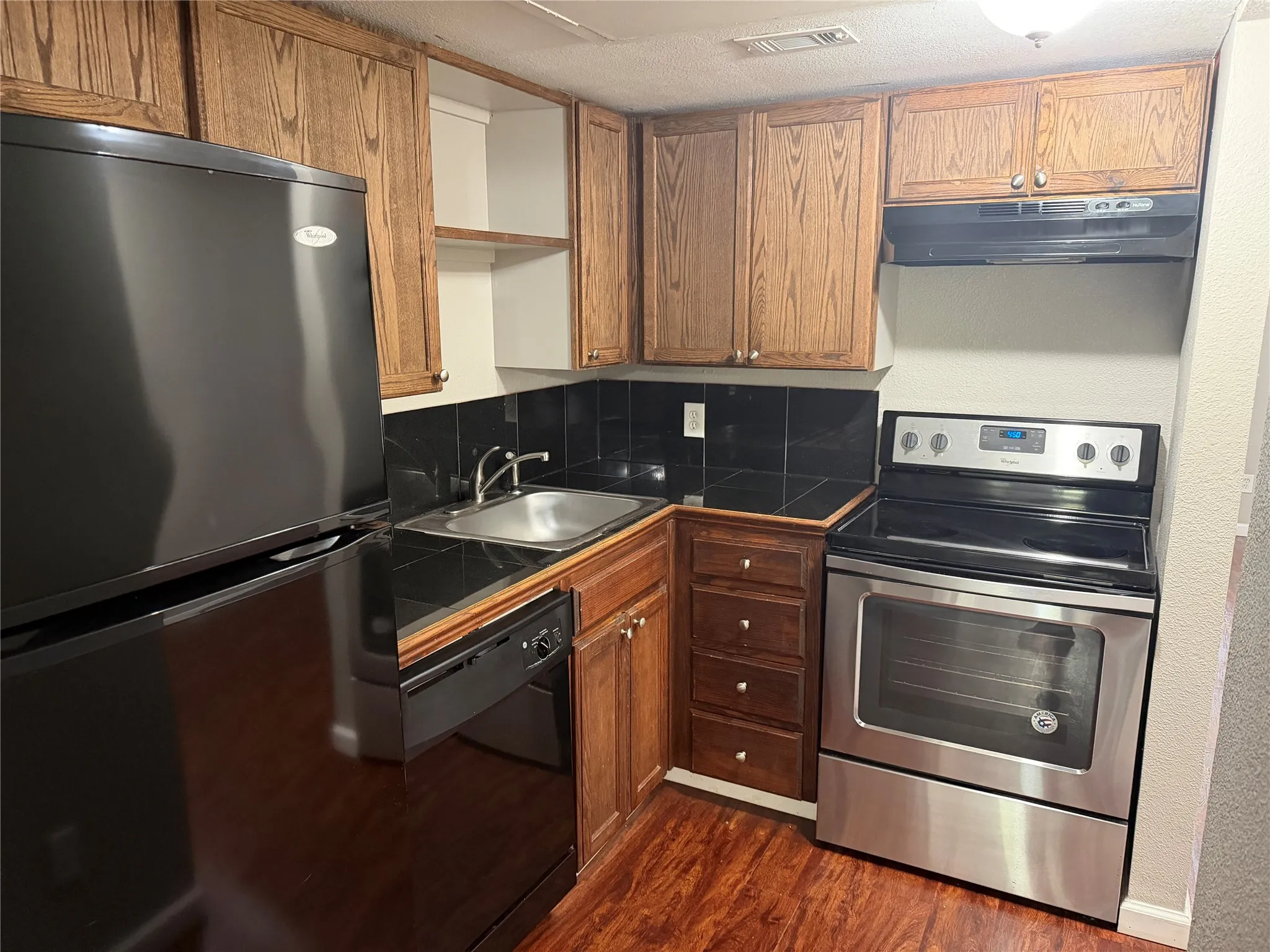 Apartment For Rent in Johnson County , 357 Newton Drive, Burleson, Texas 76028, 1 Bedroom, 1 Bathroom, Garage spaces, 17,604 Sqft, built in 1970, mls#21385076, Real Estate Agent in Burleson, Homes For Rent in Johnson county, Homes For Rent in Burleson, Realtor in Burleson Texas, Real Estate Brokerage Independent Realty Texas, Luminita Cordes Realtor