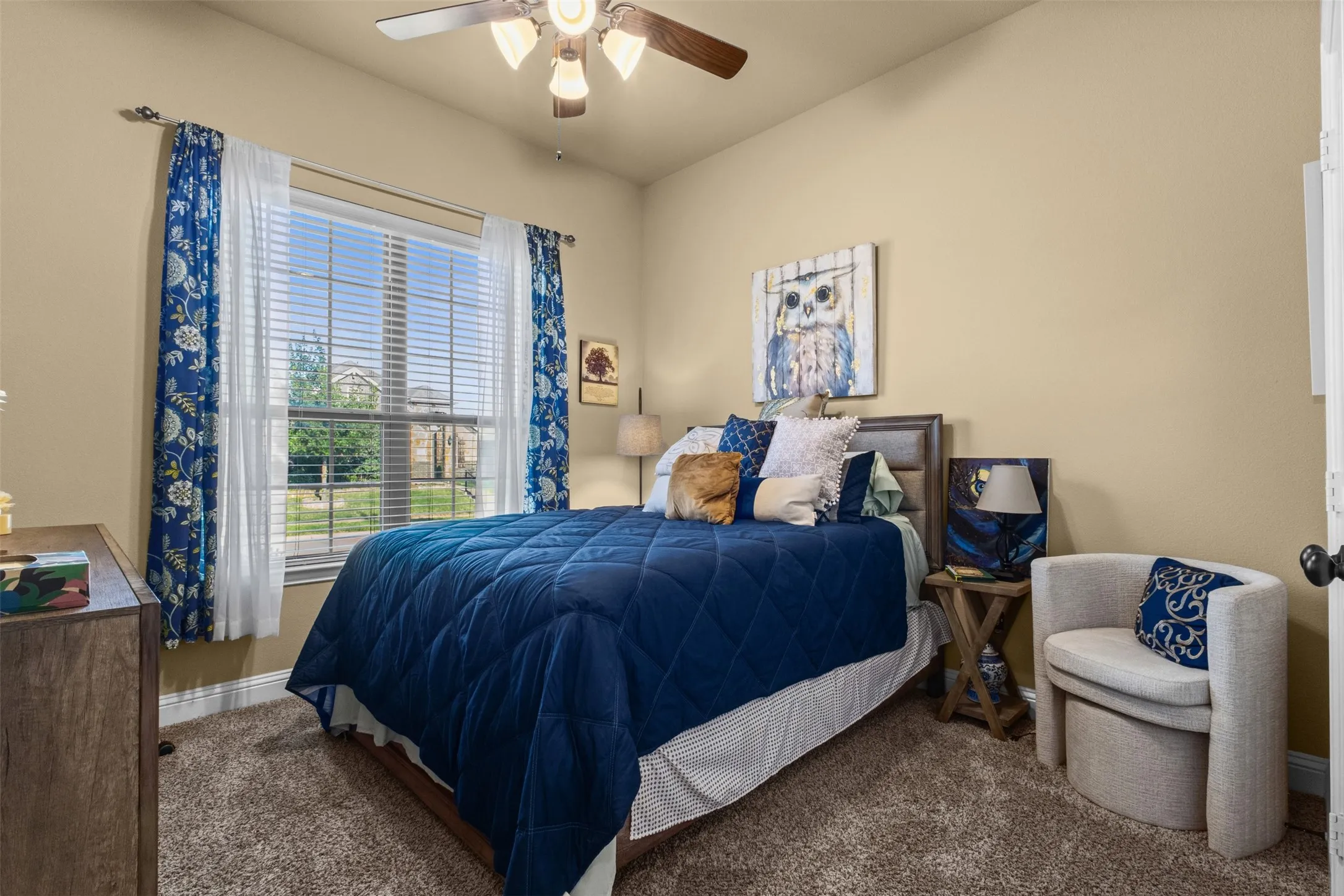 Single Family Residence For Rent in Ellis County , 205 Melody Way, Red Oak, Texas 75154, 4 Bedroom, 2 Bathroom, 2 Garage spaces, 2,010 Sqft, built in 2018, mls#21383924, Real Estate Agent in Red Oak, Homes For Rent in Ellis county, Homes For Rent in Red Oak, Realtor in Red Oak Texas, Real Estate Brokerage Independent Realty Texas, Luminita Cordes Realtor