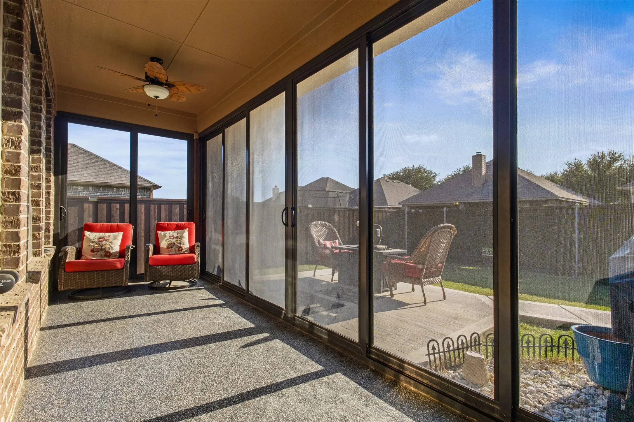 Single Family Residence For Rent in Ellis County , 205 Melody Way, Red Oak, Texas 75154, 4 Bedroom, 2 Bathroom, 2 Garage spaces, 2,010 Sqft, built in 2018, mls#21383924, Real Estate Agent in Red Oak, Homes For Rent in Ellis county, Homes For Rent in Red Oak, Realtor in Red Oak Texas, Real Estate Brokerage Independent Realty Texas, Luminita Cordes Realtor