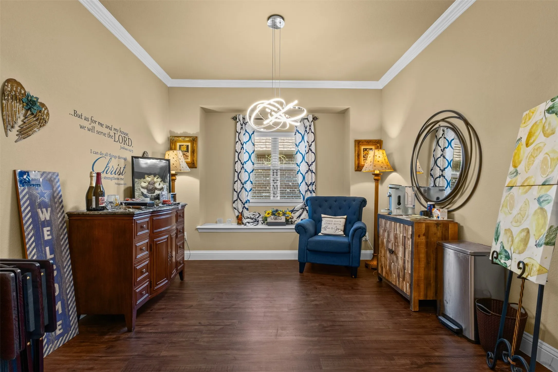 Single Family Residence For Rent in Ellis County , 205 Melody Way, Red Oak, Texas 75154, 4 Bedroom, 2 Bathroom, 2 Garage spaces, 2,010 Sqft, built in 2018, mls#21383924, Real Estate Agent in Red Oak, Homes For Rent in Ellis county, Homes For Rent in Red Oak, Realtor in Red Oak Texas, Real Estate Brokerage Independent Realty Texas, Luminita Cordes Realtor