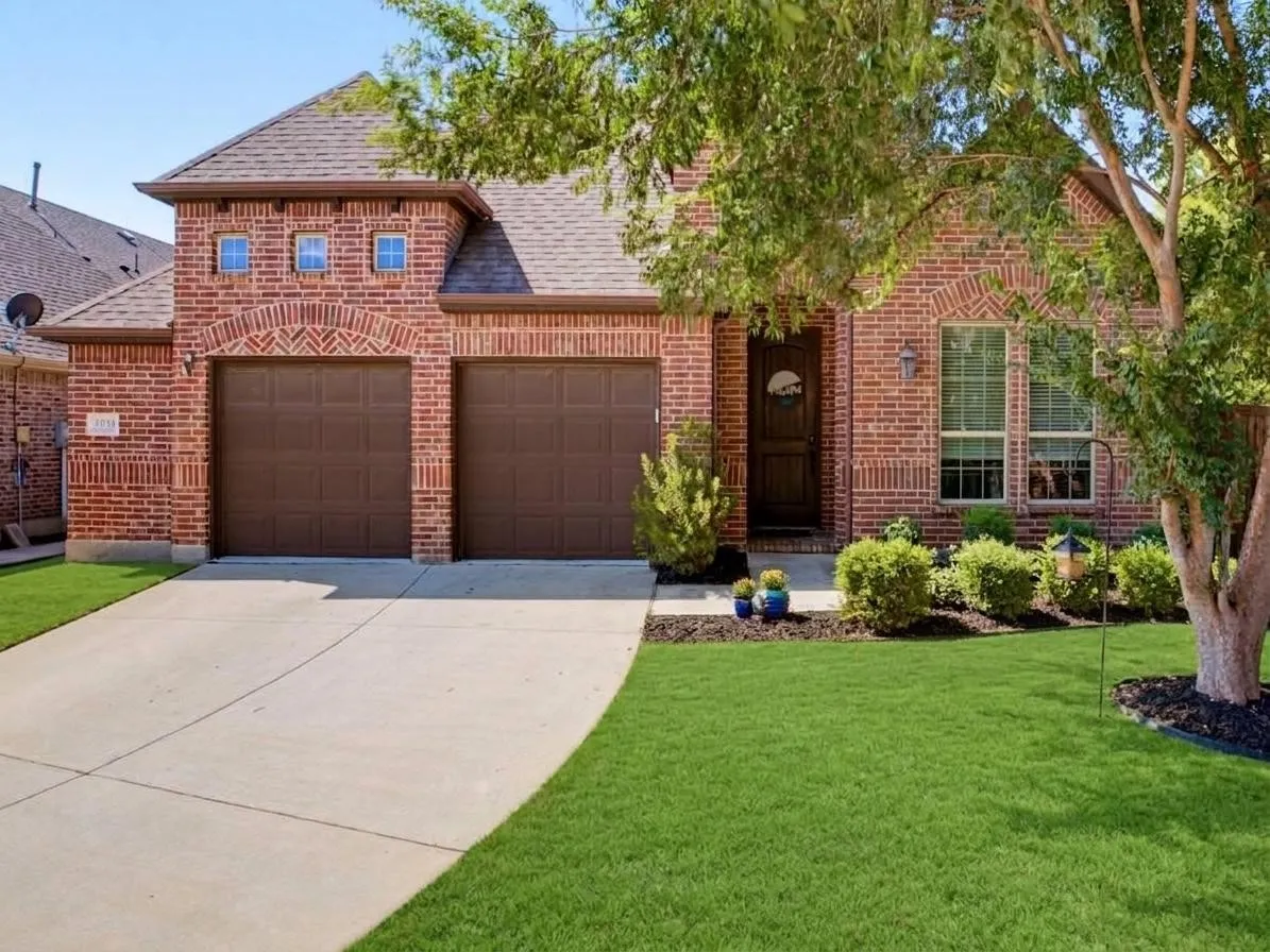 Single Family Residence For Sale in Collin County , 3539 Camden Drive, Melissa, Texas 75454, 4 Bedroom, 3 Bathroom, 2 Garage spaces, 2,947 Sqft, built in 2017, mls#21382577, Real Estate Agent in Melissa, Homes For Sale in Collin county, Homes For Sale in Melissa, Realtor in Melissa Texas, Real Estate Brokerage Independent Realty Texas, Luminita Cordes Realtor