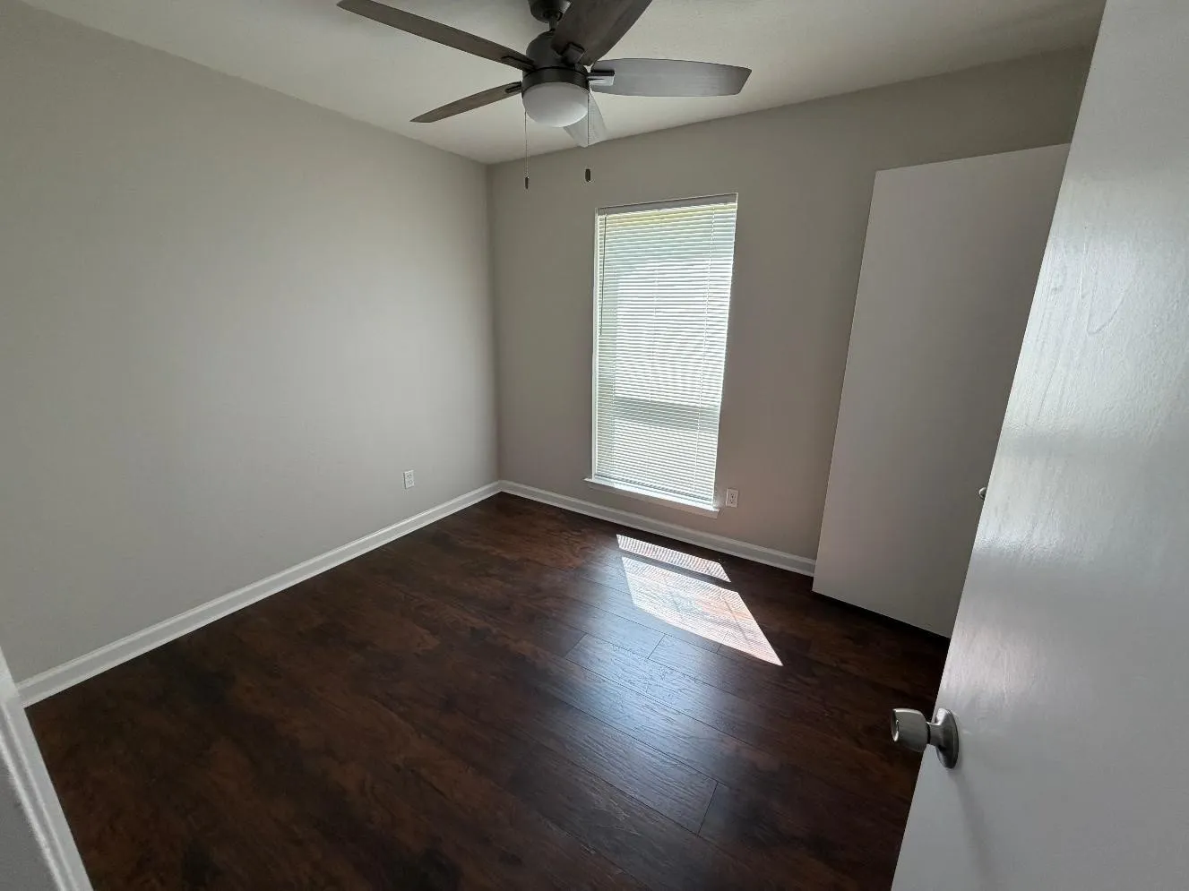 Single Family Residence For Rent in Dallas County , 3109 Manchester Drive, Mesquite, Texas 75150, 3 Bedroom, 2 Bathroom, 2 Garage spaces, 1,607 Sqft, built in 1974, mls#21385083, Real Estate Agent in Mesquite, Homes For Rent in Dallas county, Homes For Rent in Mesquite, Realtor in Mesquite Texas, Real Estate Brokerage Independent Realty Texas, Luminita Cordes Realtor