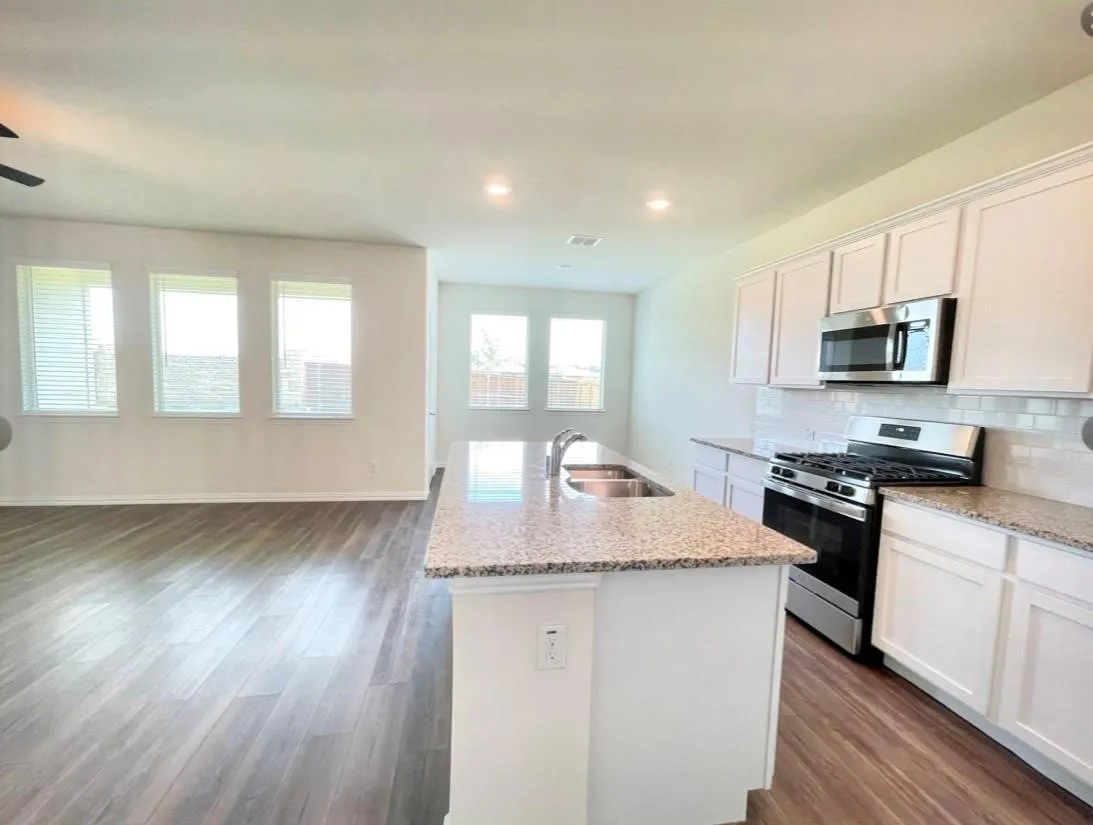 Single Family Residence For Rent in Kaufman County , 2066 Charismatic Drive, Forney, Texas 75126, 4 Bedroom, 2 Bathroom, 2 Garage spaces, 1,858 Sqft, built in 2020, mls#21385084, Real Estate Agent in Forney, Homes For Rent in Kaufman county, Homes For Rent in Forney, Realtor in Forney Texas, Real Estate Brokerage Independent Realty Texas, Luminita Cordes Realtor