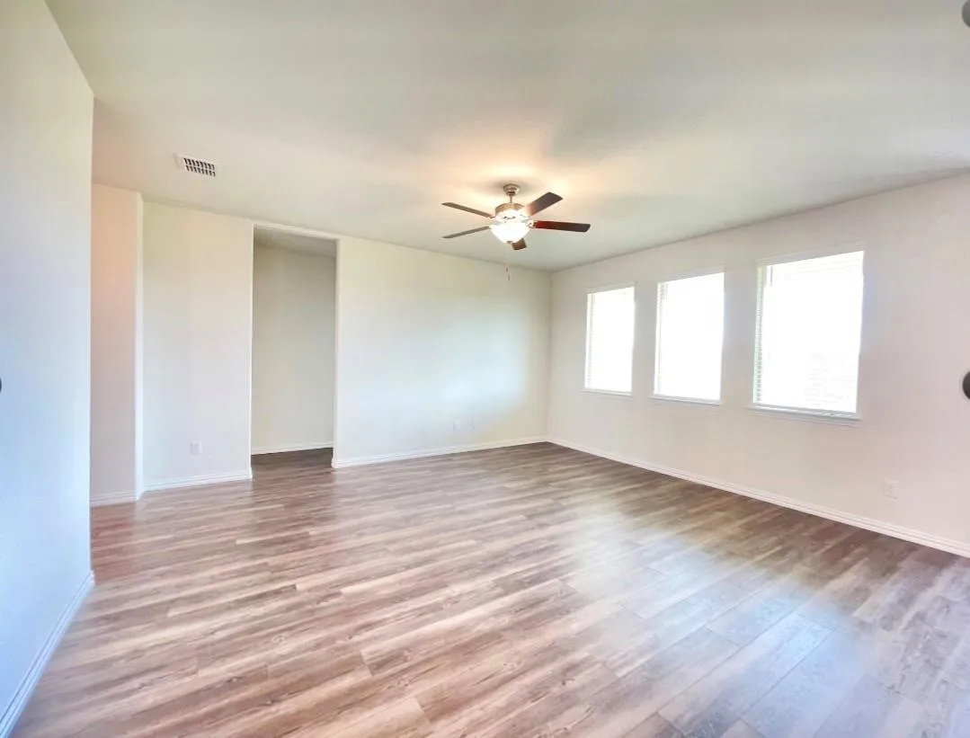 Single Family Residence For Rent in Kaufman County , 2066 Charismatic Drive, Forney, Texas 75126, 4 Bedroom, 2 Bathroom, 2 Garage spaces, 1,858 Sqft, built in 2020, mls#21385084, Real Estate Agent in Forney, Homes For Rent in Kaufman county, Homes For Rent in Forney, Realtor in Forney Texas, Real Estate Brokerage Independent Realty Texas, Luminita Cordes Realtor