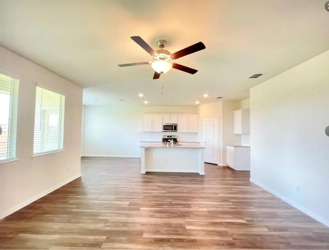 Single Family Residence For Rent in Kaufman County , 2066 Charismatic Drive, Forney, Texas 75126, 4 Bedroom, 2 Bathroom, 2 Garage spaces, 1,858 Sqft, built in 2020, mls#21385084, Real Estate Agent in Forney, Homes For Rent in Kaufman county, Homes For Rent in Forney, Realtor in Forney Texas, Real Estate Brokerage Independent Realty Texas, Luminita Cordes Realtor