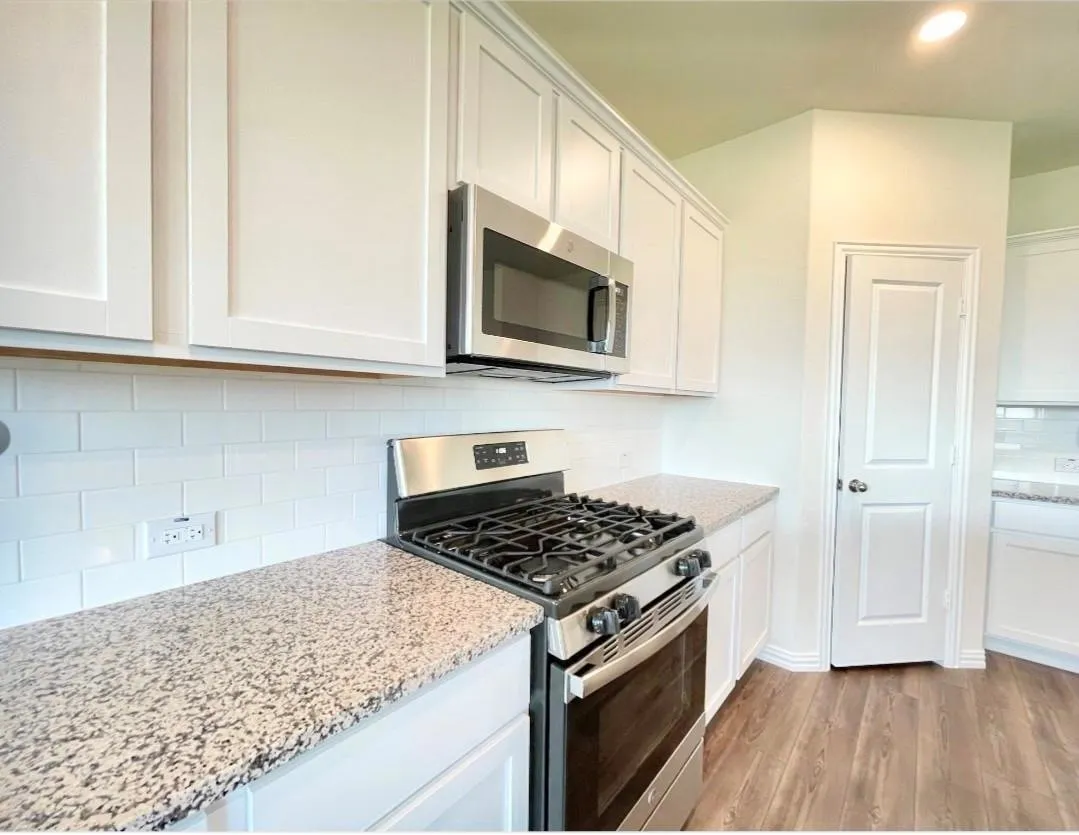 Single Family Residence For Rent in Kaufman County , 2066 Charismatic Drive, Forney, Texas 75126, 4 Bedroom, 2 Bathroom, 2 Garage spaces, 1,858 Sqft, built in 2020, mls#21385084, Real Estate Agent in Forney, Homes For Rent in Kaufman county, Homes For Rent in Forney, Realtor in Forney Texas, Real Estate Brokerage Independent Realty Texas, Luminita Cordes Realtor