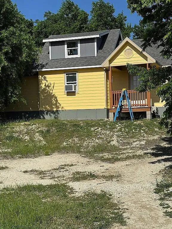 Single Family Residence For Sale in Grayson County , 1509 Bethel Cannon Road, Whitewright, Texas 75491, 2 Bedroom, 3 Bathroom, 4 Garage spaces, 1,606 Sqft, built in 2019, mls#21384856, Real Estate Agent in Whitewright, Homes For Sale in Grayson county, Homes For Sale in Whitewright, Realtor in Whitewright Texas, Real Estate Brokerage Independent Realty Texas, Luminita Cordes Realtor