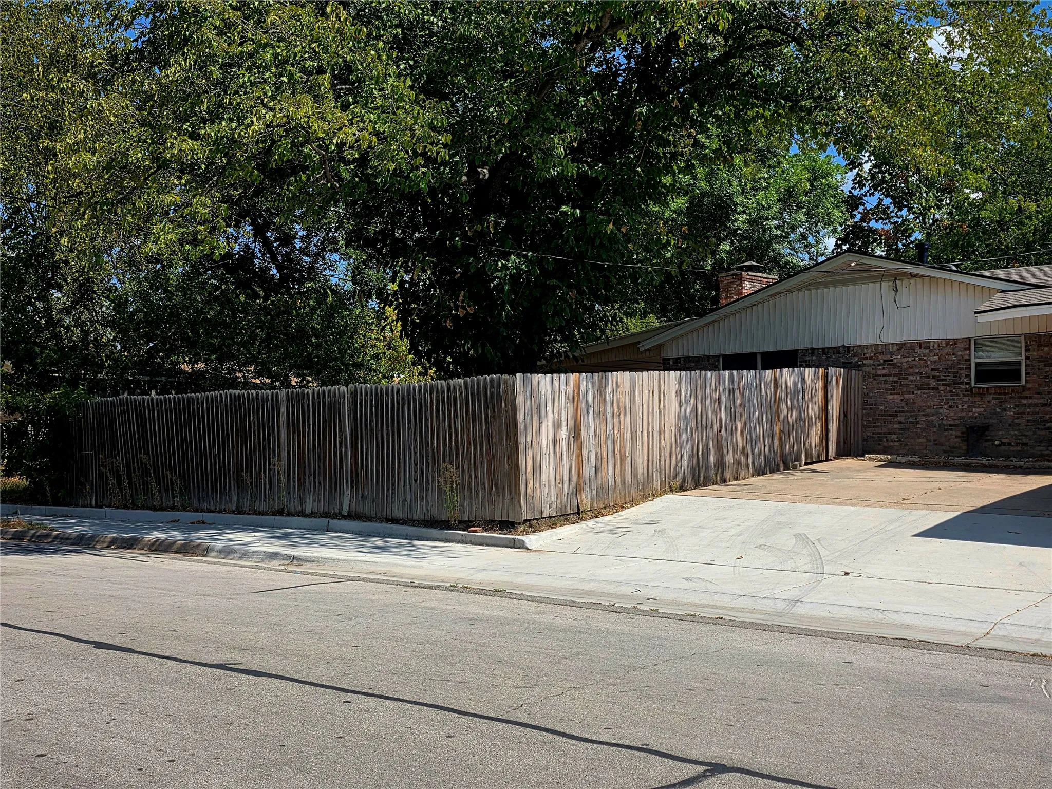Back yard privacy fence