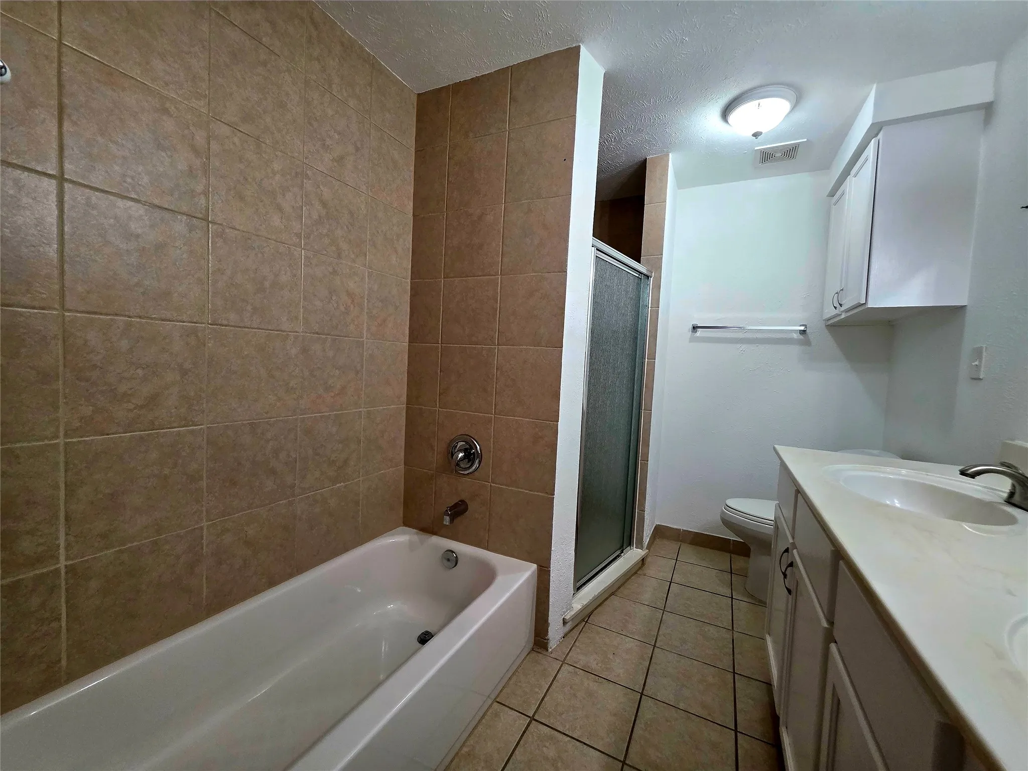 Single Family Residence For Sale in Tarrant County , 272 Palomino Drive, Saginaw, Texas 76179, 4 Bedroom, 3 Bathroom, Garage spaces, 1,928 Sqft, built in 1966, mls#21385086, Real Estate Agent in Saginaw, Homes For Sale in Tarrant county, Homes For Sale in Saginaw, Realtor in Saginaw Texas, Real Estate Brokerage Independent Realty Texas, Luminita Cordes Realtor