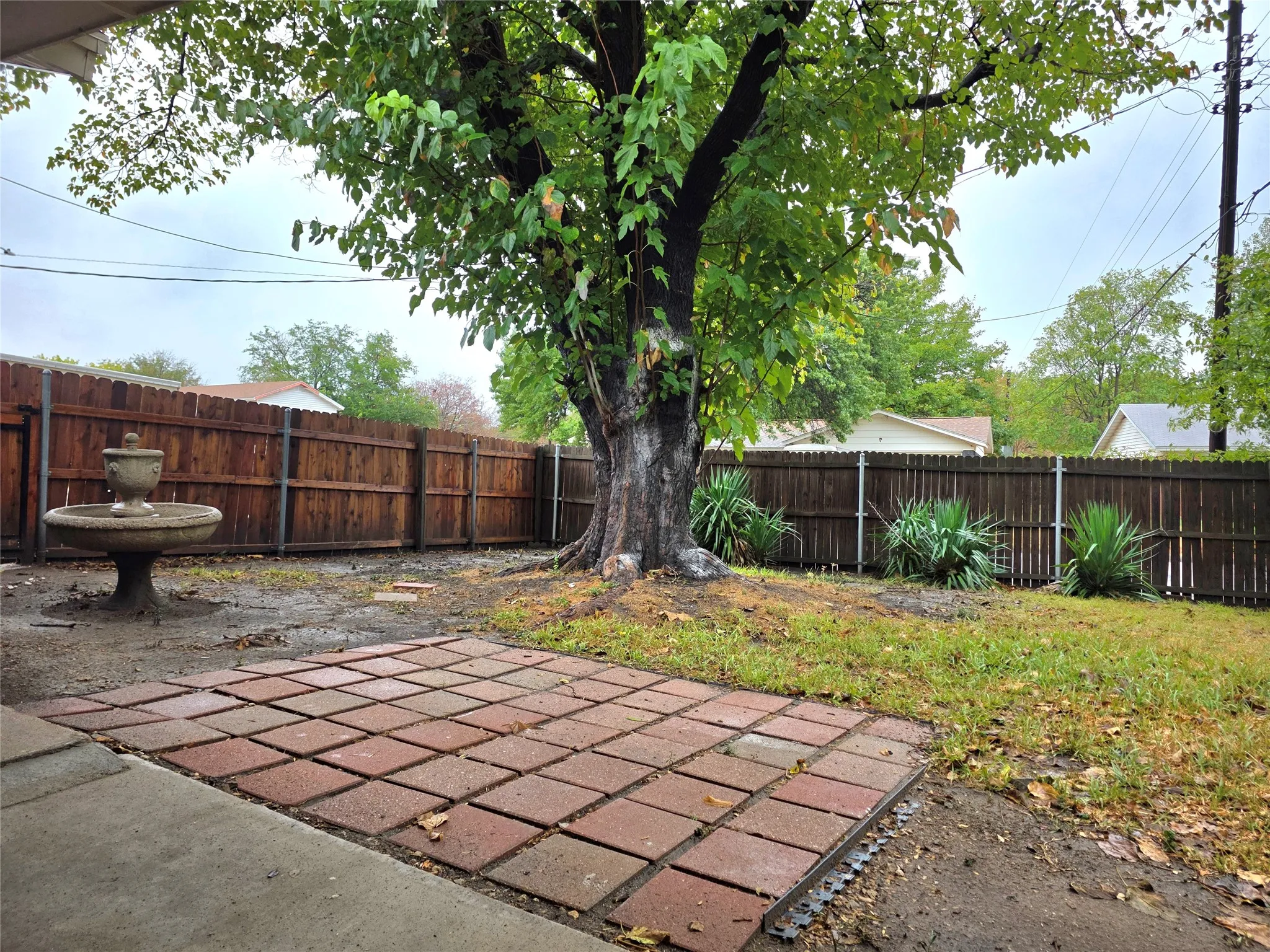 Single Family Residence For Sale in Tarrant County , 272 Palomino Drive, Saginaw, Texas 76179, 4 Bedroom, 3 Bathroom, Garage spaces, 1,928 Sqft, built in 1966, mls#21385086, Real Estate Agent in Saginaw, Homes For Sale in Tarrant county, Homes For Sale in Saginaw, Realtor in Saginaw Texas, Real Estate Brokerage Independent Realty Texas, Luminita Cordes Realtor