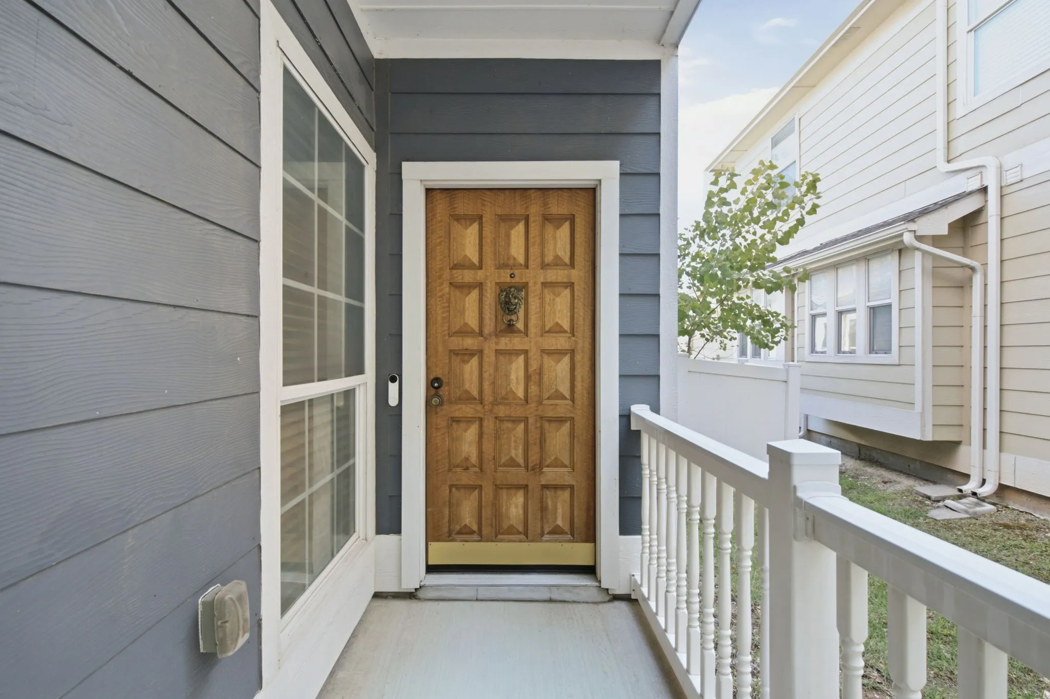 Single Family Residence For Sale in Denton County , 909 Charleston Lane, Savannah, Texas 76227, 3 Bedroom, 3 Bathroom, 2 Garage spaces, 2,141 Sqft, built in 2009, mls#21385063, Real Estate Agent in Savannah, Homes For Sale in Denton county, Homes For Sale in Savannah, Realtor in Savannah Texas, Real Estate Brokerage Independent Realty Texas, Luminita Cordes Realtor