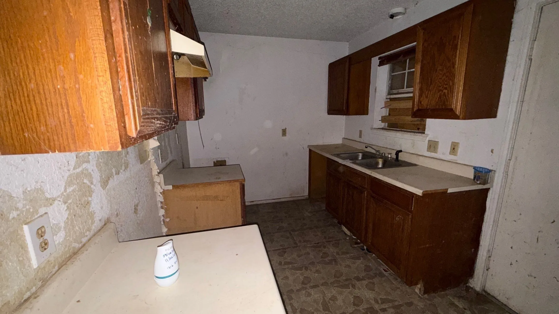Single Family Residence For Sale in Dallas County , 1312 Bluffview Drive, Seagoville, Texas 75159, 3 Bedroom, 2 Bathroom, 2 Garage spaces, 936 Sqft, built in 1993, mls#21385089, Real Estate Agent in Seagoville, Homes For Sale in Dallas county, Homes For Sale in Seagoville, Realtor in Seagoville Texas, Real Estate Brokerage Independent Realty Texas, Luminita Cordes Realtor