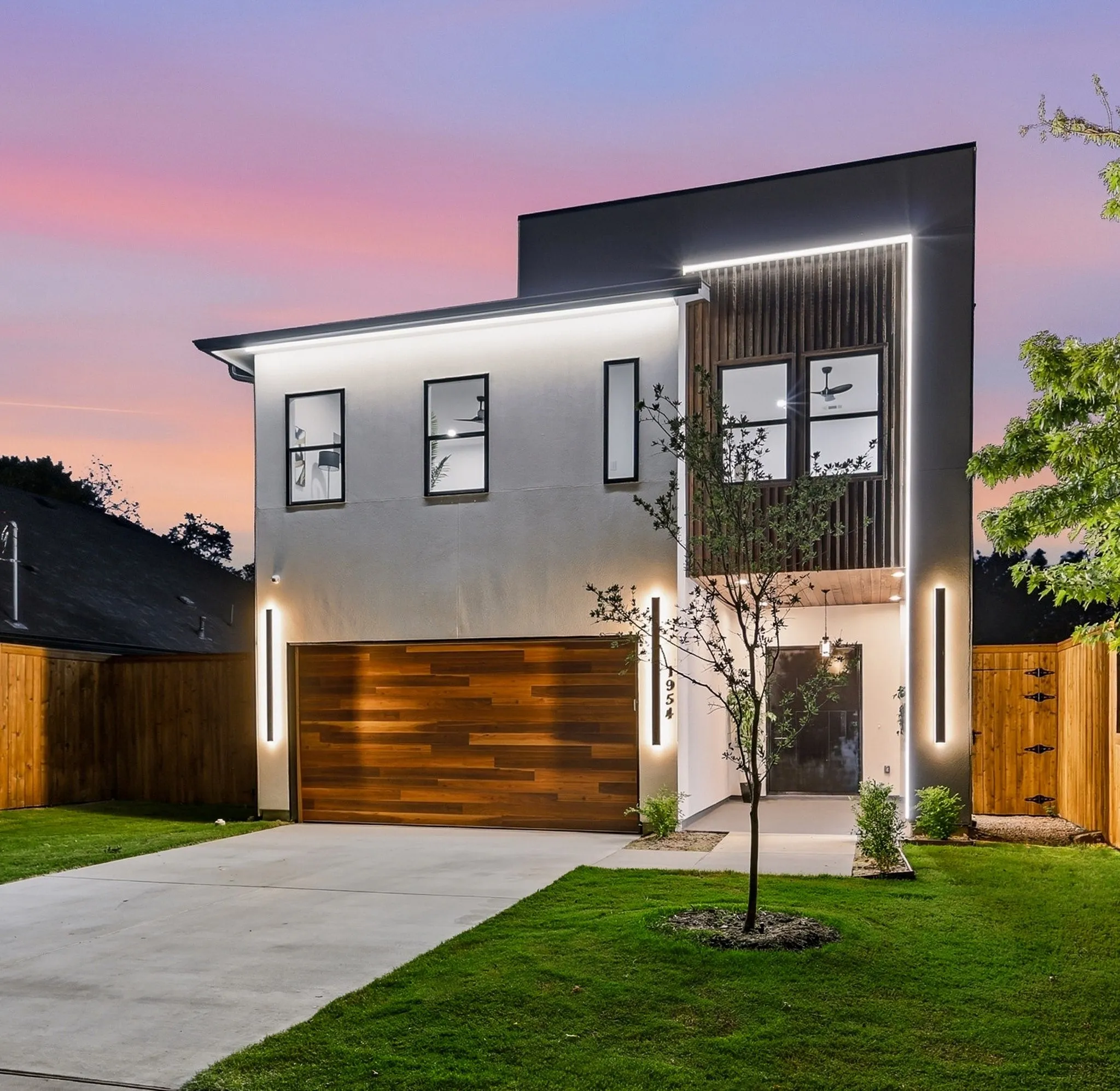 Single Family Residence For Sale in Dallas County , 1954 Nomas Street, Dallas, Texas 75212, 5 Bedroom, 4 Bathroom, 2 Garage spaces, 3,034 Sqft, built in 2026, mls#21363771, Real Estate Agent in Dallas, Homes For Sale in Dallas county, Homes For Sale in Dallas, Realtor in Dallas Texas, Real Estate Brokerage Independent Realty Texas, Luminita Cordes Realtor