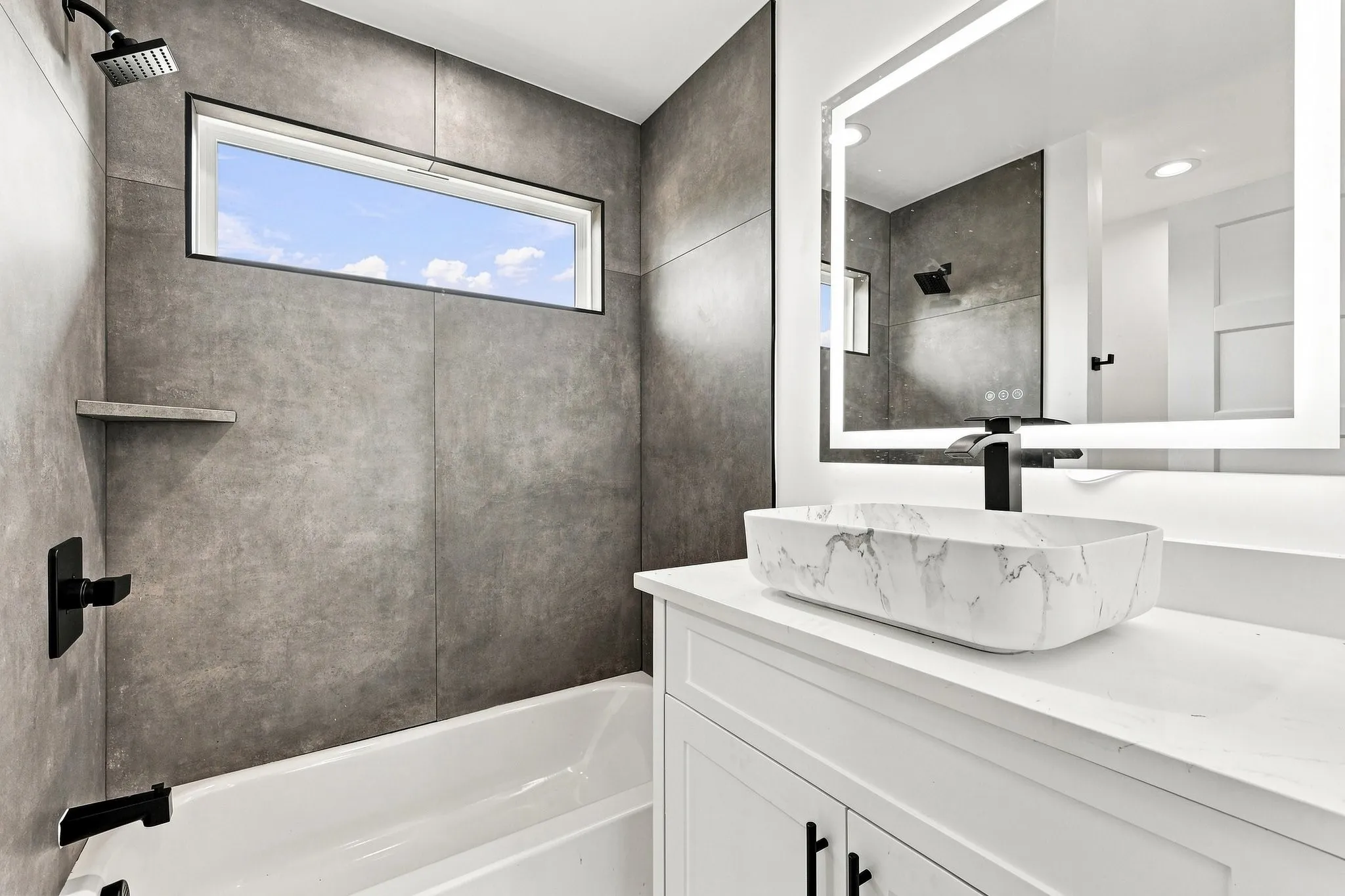 Single Family Residence For Sale in Dallas County , 1954 Nomas Street, Dallas, Texas 75212, 5 Bedroom, 4 Bathroom, 2 Garage spaces, 3,034 Sqft, built in 2026, mls#21363771, Real Estate Agent in Dallas, Homes For Sale in Dallas county, Homes For Sale in Dallas, Realtor in Dallas Texas, Real Estate Brokerage Independent Realty Texas, Luminita Cordes Realtor