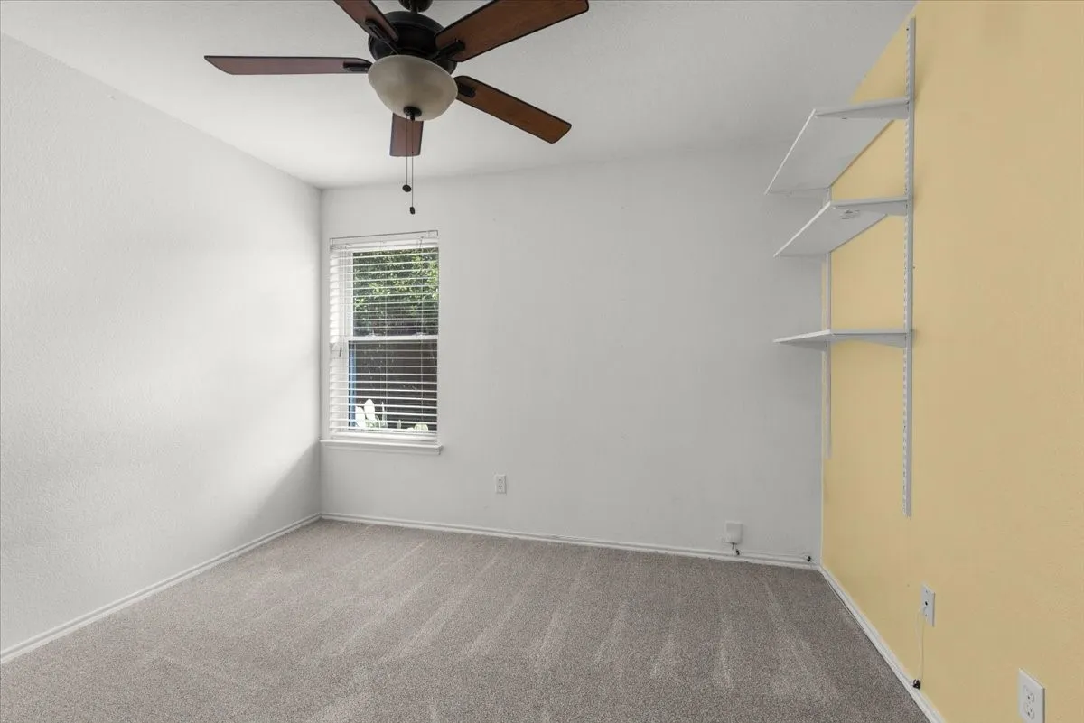 Single Family Residence For Rent in Dallas County , 1139 Baja Drive, Grand Prairie, Texas 75052, 4 Bedroom, 2 Bathroom, 2 Garage spaces, 1,880 Sqft, built in 2003, mls#21379771, Real Estate Agent in Grand Prairie, Homes For Rent in Dallas county, Homes For Rent in Grand Prairie, Realtor in Grand Prairie Texas, Real Estate Brokerage Independent Realty Texas, Luminita Cordes Realtor