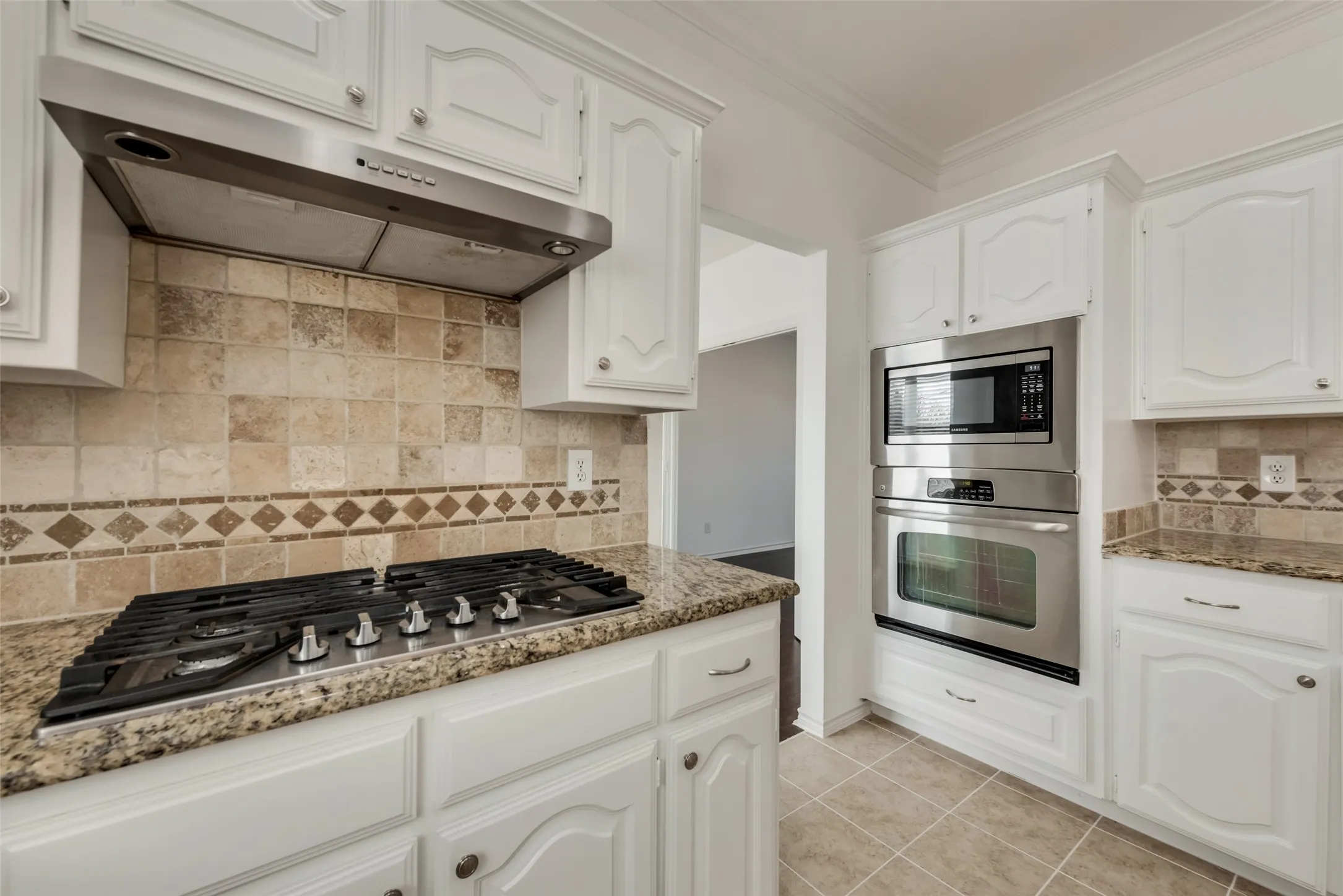 Single Family Residence For Rent in Collin County , 4801 Monte Vista Lane, Mc Kinney, Texas 75070, 4 Bedroom, 3 Bathroom, 2 Garage spaces, 2,573 Sqft, built in 1998, mls#21384629, Real Estate Agent in Mc Kinney, Homes For Rent in Collin county, Homes For Rent in Mc Kinney, Realtor in Mc Kinney Texas, Real Estate Brokerage Independent Realty Texas, Luminita Cordes Realtor