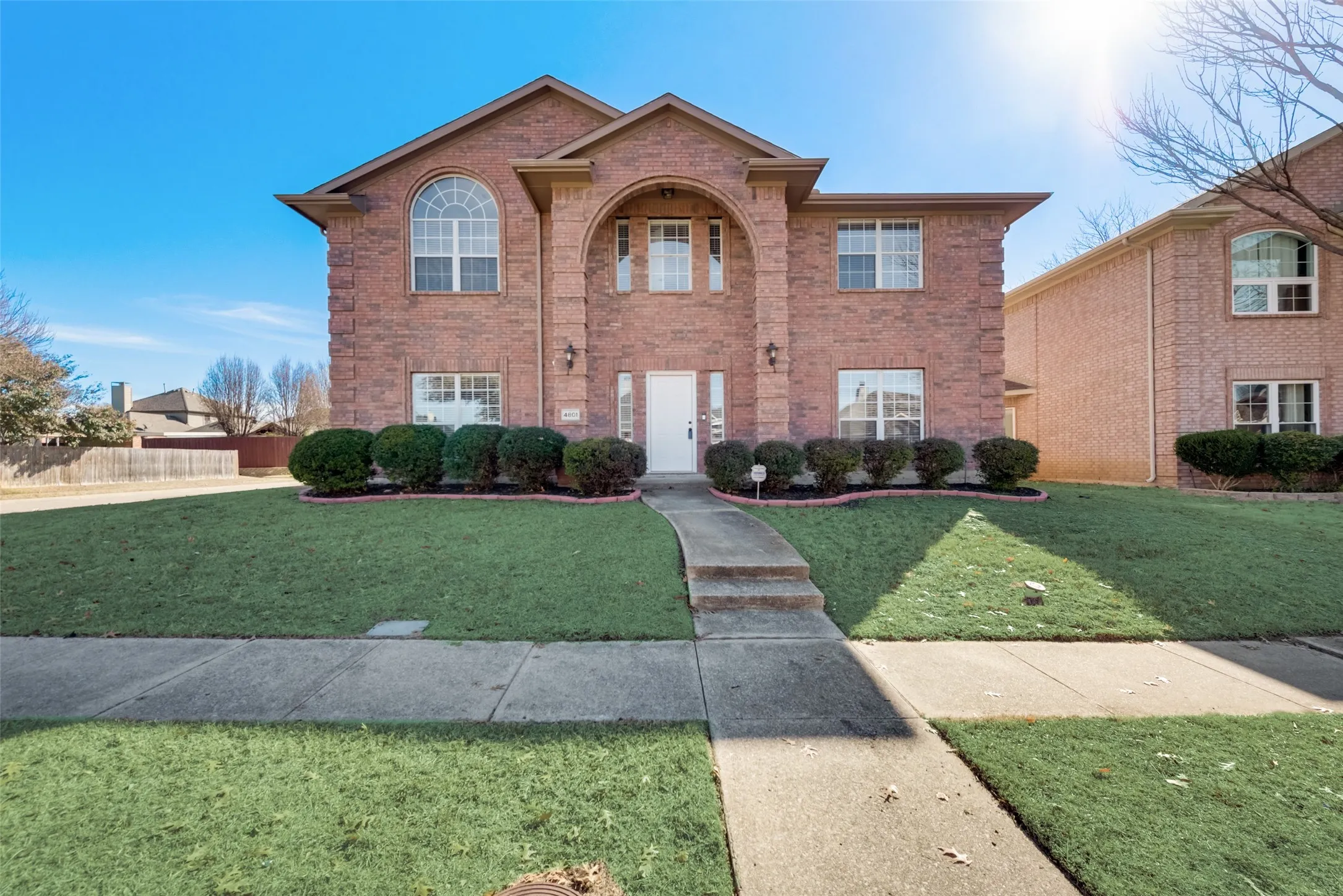Single Family Residence For Rent in Collin County , 4801 Monte Vista Lane, Mc Kinney, Texas 75070, 4 Bedroom, 3 Bathroom, 2 Garage spaces, 2,573 Sqft, built in 1998, mls#21384629, Real Estate Agent in Mc Kinney, Homes For Rent in Collin county, Homes For Rent in Mc Kinney, Realtor in Mc Kinney Texas, Real Estate Brokerage Independent Realty Texas, Luminita Cordes Realtor