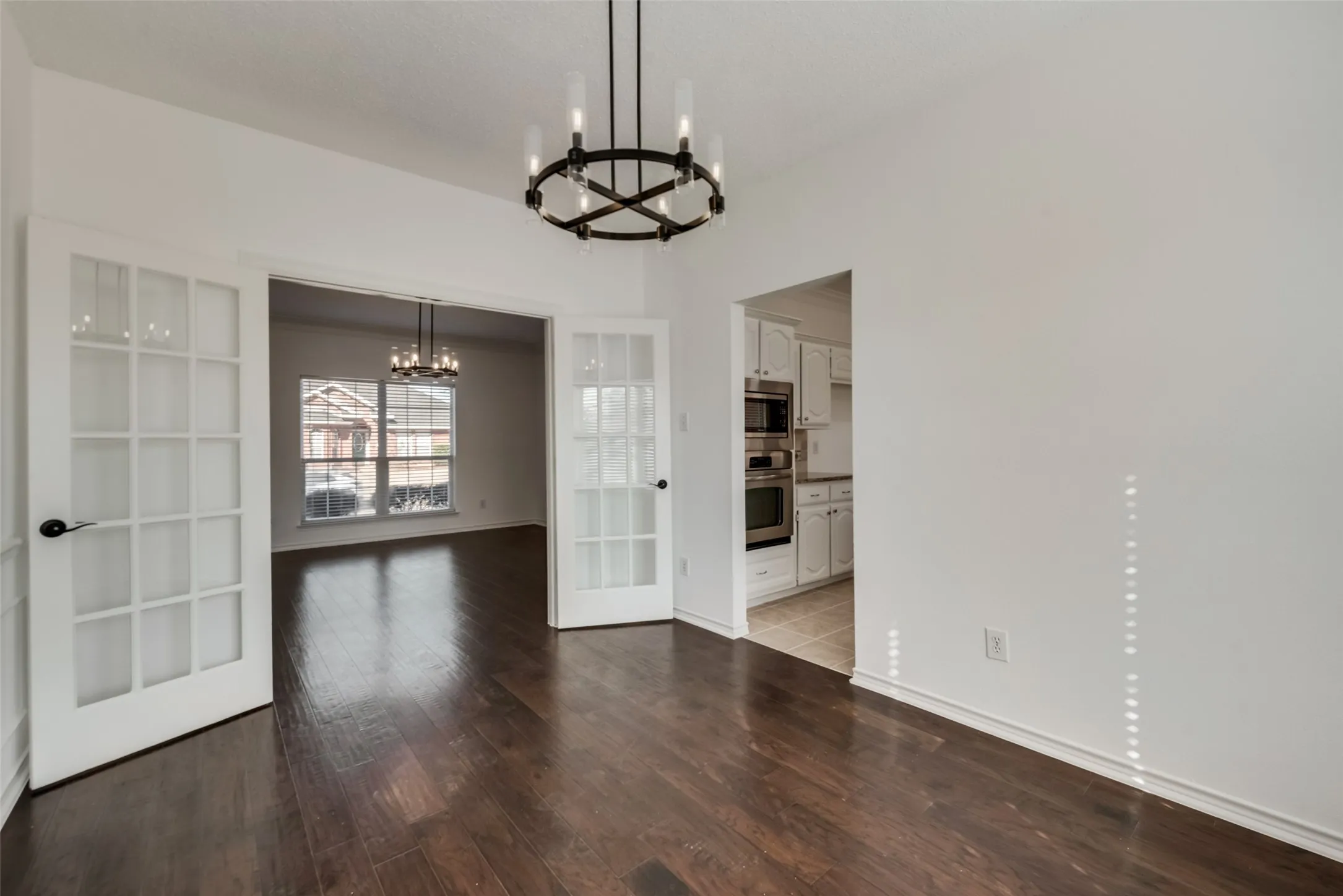 Single Family Residence For Rent in Collin County , 4801 Monte Vista Lane, Mc Kinney, Texas 75070, 4 Bedroom, 3 Bathroom, 2 Garage spaces, 2,573 Sqft, built in 1998, mls#21384629, Real Estate Agent in Mc Kinney, Homes For Rent in Collin county, Homes For Rent in Mc Kinney, Realtor in Mc Kinney Texas, Real Estate Brokerage Independent Realty Texas, Luminita Cordes Realtor