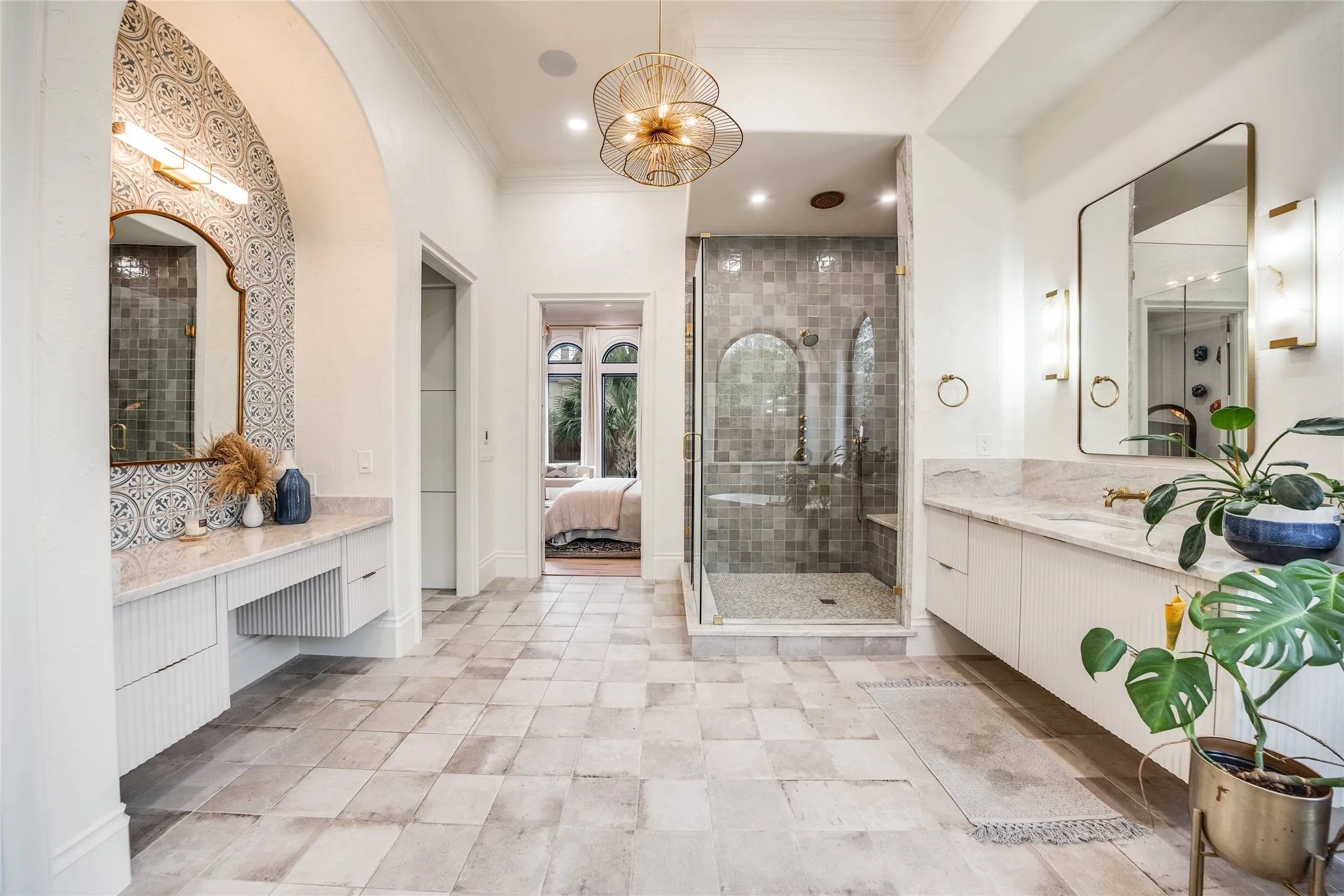 Single Family Residence For Sale in Dallas County , 6811 Aberdeen Avenue, Dallas, Texas 75230, 4 Bedroom, 6 Bathroom, 3 Garage spaces, 5,582 Sqft, built in 2005, mls#21382891, Real Estate Agent in Dallas, Homes For Sale in Dallas county, Homes For Sale in Dallas, Realtor in Dallas Texas, Real Estate Brokerage Independent Realty Texas, Luminita Cordes Realtor