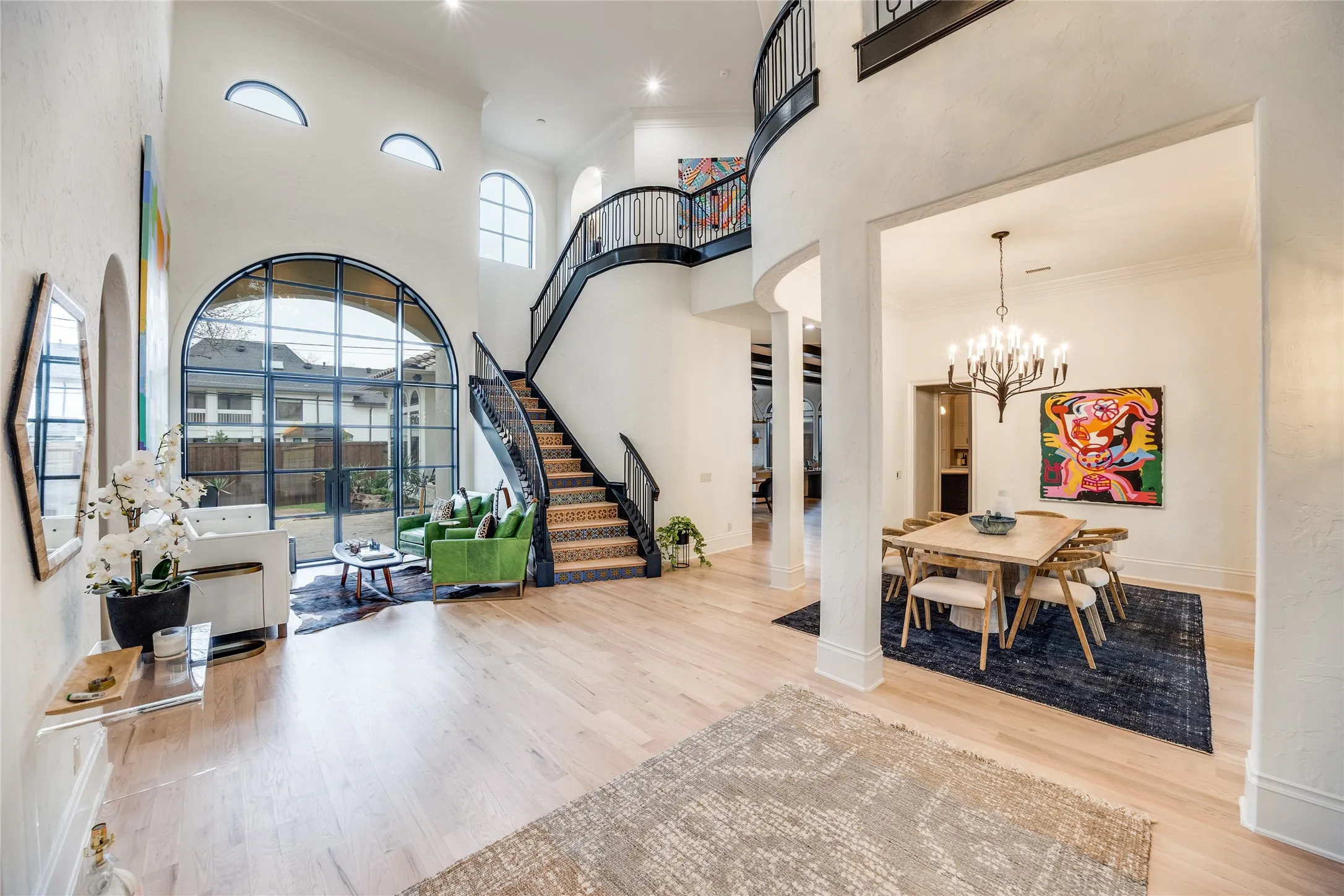 Single Family Residence For Sale in Dallas County , 6811 Aberdeen Avenue, Dallas, Texas 75230, 4 Bedroom, 6 Bathroom, 3 Garage spaces, 5,582 Sqft, built in 2005, mls#21382891, Real Estate Agent in Dallas, Homes For Sale in Dallas county, Homes For Sale in Dallas, Realtor in Dallas Texas, Real Estate Brokerage Independent Realty Texas, Luminita Cordes Realtor