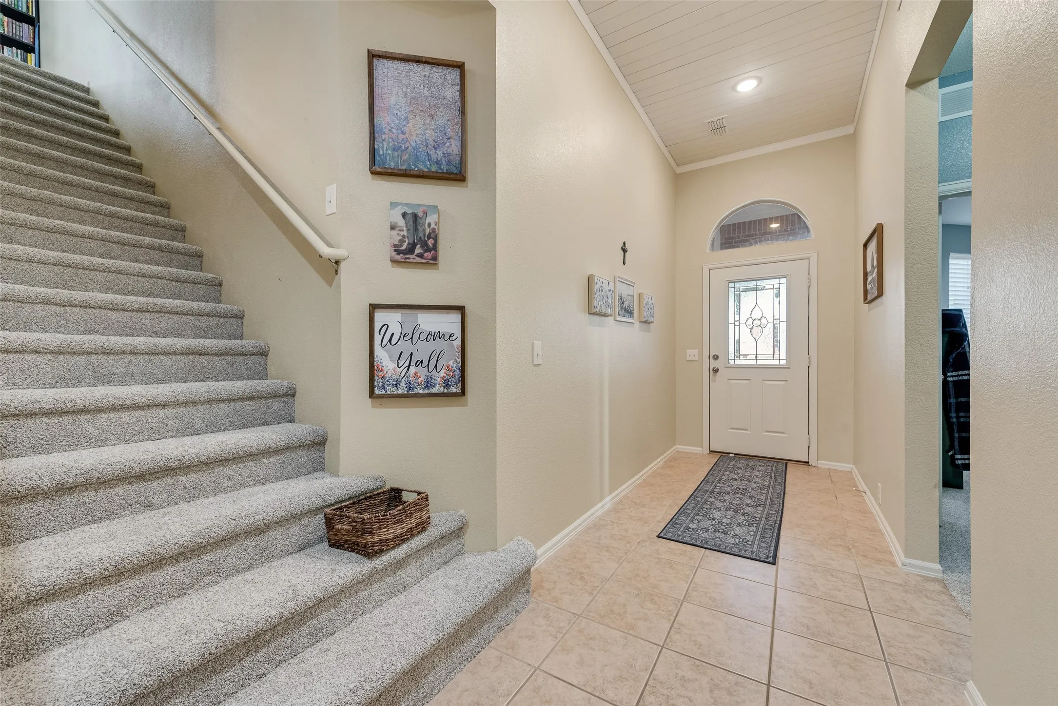 Single Family Residence For Sale in Ellis County , 910 Elk Horn Drive, Midlothian, Texas 76065, 4 Bedroom, 3 Bathroom, 2 Garage spaces, 2,648 Sqft, built in 2004, mls#21383414, Real Estate Agent in Midlothian, Homes For Sale in Ellis county, Homes For Sale in Midlothian, Realtor in Midlothian Texas, Real Estate Brokerage Independent Realty Texas, Luminita Cordes Realtor