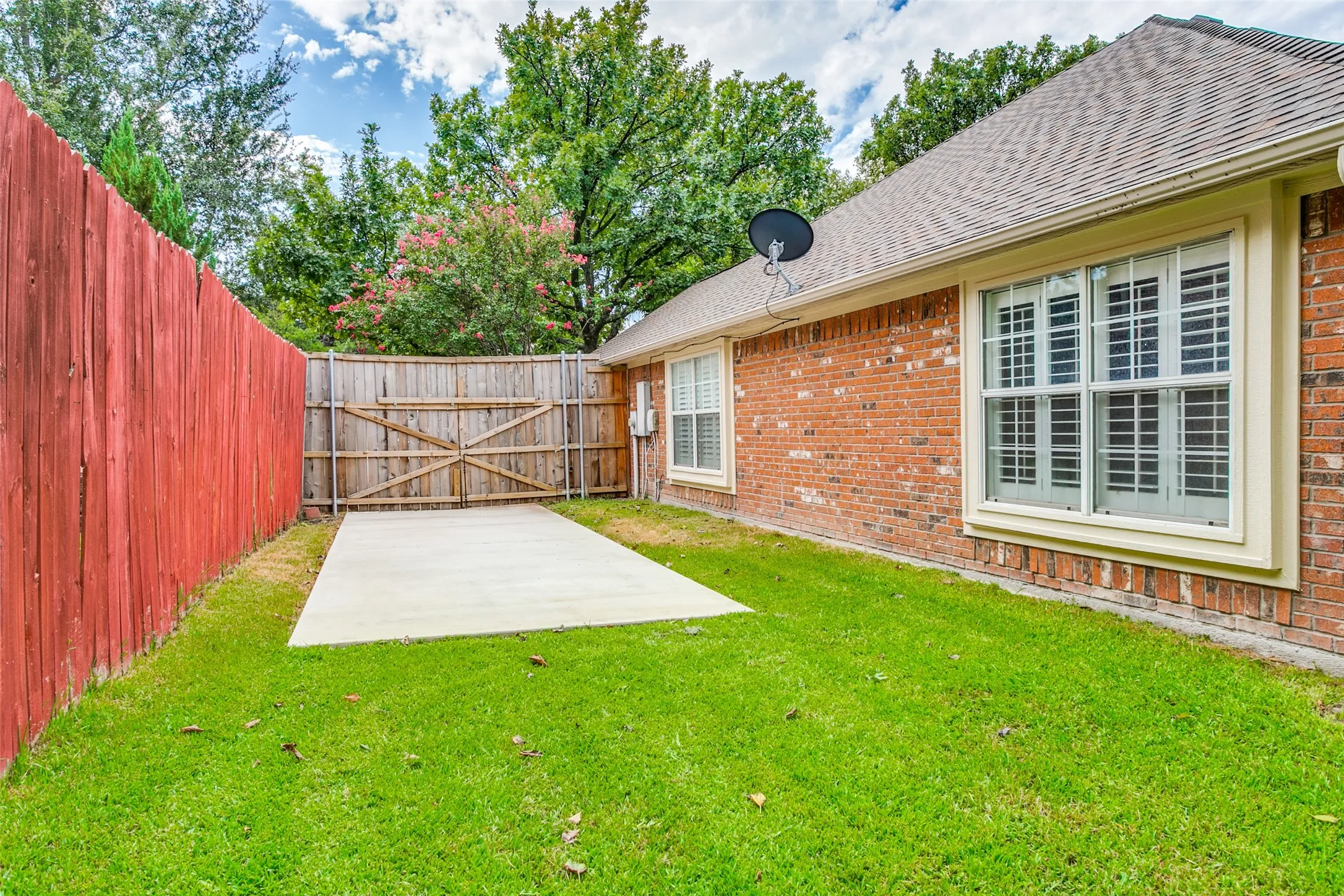 Single Family Residence For Sale in Parker County , 101 Shady Valley Circle, Weatherford, Texas 76086, 4 Bedroom, 2 Bathroom, 2 Garage spaces, 1,918 Sqft, built in 1998, mls#21383519, Real Estate Agent in Weatherford, Homes For Sale in Parker county, Homes For Sale in Weatherford, Realtor in Weatherford Texas, Real Estate Brokerage Independent Realty Texas, Luminita Cordes Realtor