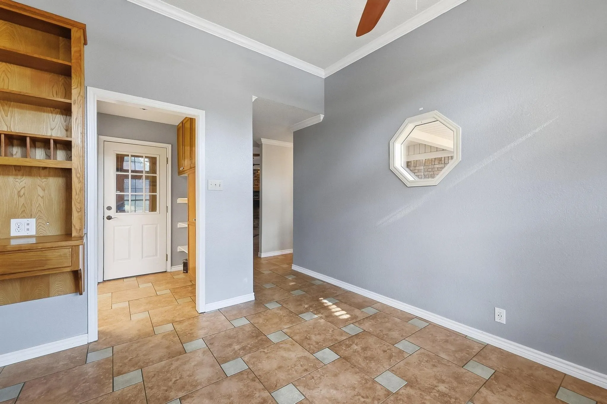 Single Family Residence For Sale in Grayson County , 2809 Caprice Avenue, Denison, Texas 75020, 3 Bedroom, 2 Bathroom, 2 Garage spaces, 2,102 Sqft, built in 1985, mls#21383863, Real Estate Agent in Denison, Homes For Sale in Grayson county, Homes For Sale in Denison, Realtor in Denison Texas, Real Estate Brokerage Independent Realty Texas, Luminita Cordes Realtor