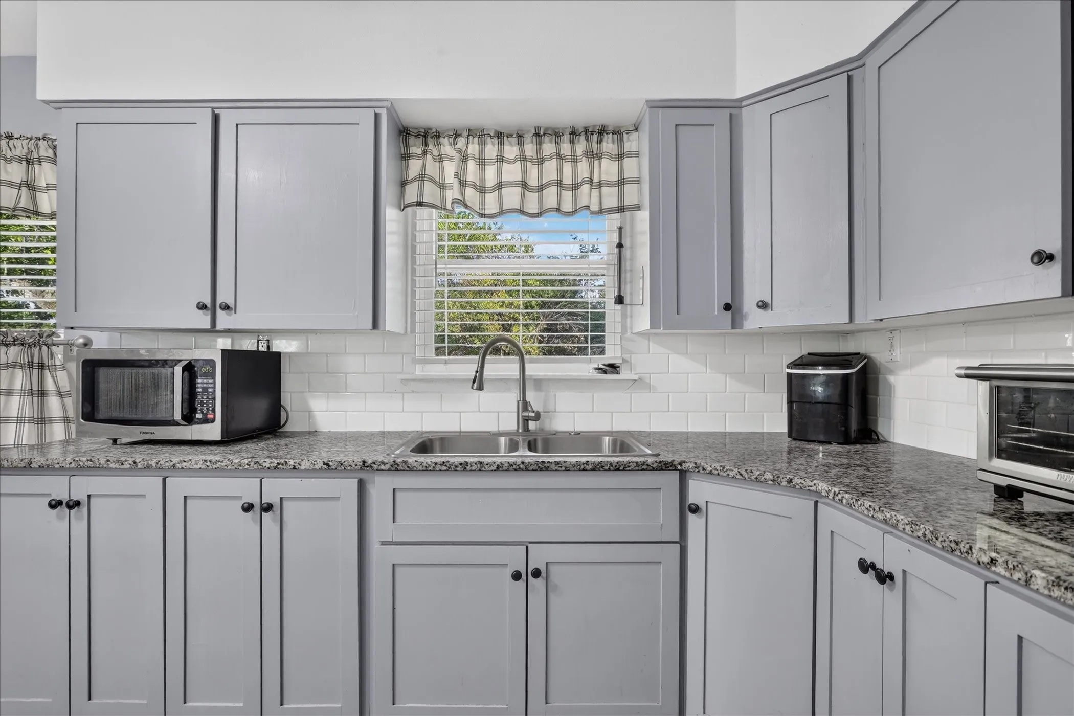 Single Family Residence For Sale in Tarrant County , 108 N Judd Street, White Settlement, Texas 76108, 3 Bedroom, 1 Bathroom, 1 Garage spaces, 1,158 Sqft, built in 1955, mls#21376143, Real Estate Agent in White Settlement, Homes For Sale in Tarrant county, Homes For Sale in White Settlement, Realtor in White Settlement Texas, Real Estate Brokerage Independent Realty Texas, Luminita Cordes Realtor
