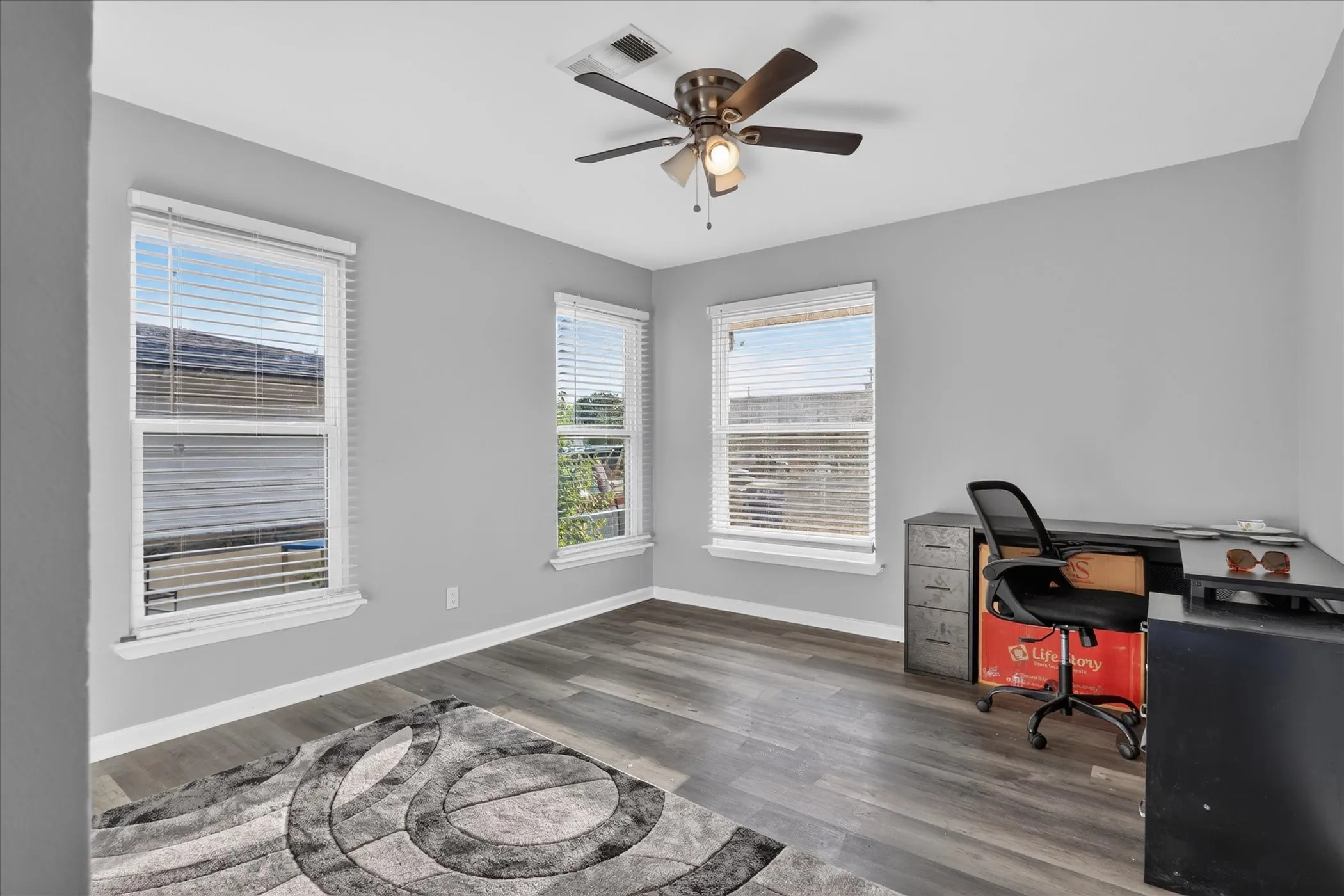 Single Family Residence For Sale in Tarrant County , 108 N Judd Street, White Settlement, Texas 76108, 3 Bedroom, 1 Bathroom, 1 Garage spaces, 1,158 Sqft, built in 1955, mls#21376143, Real Estate Agent in White Settlement, Homes For Sale in Tarrant county, Homes For Sale in White Settlement, Realtor in White Settlement Texas, Real Estate Brokerage Independent Realty Texas, Luminita Cordes Realtor
