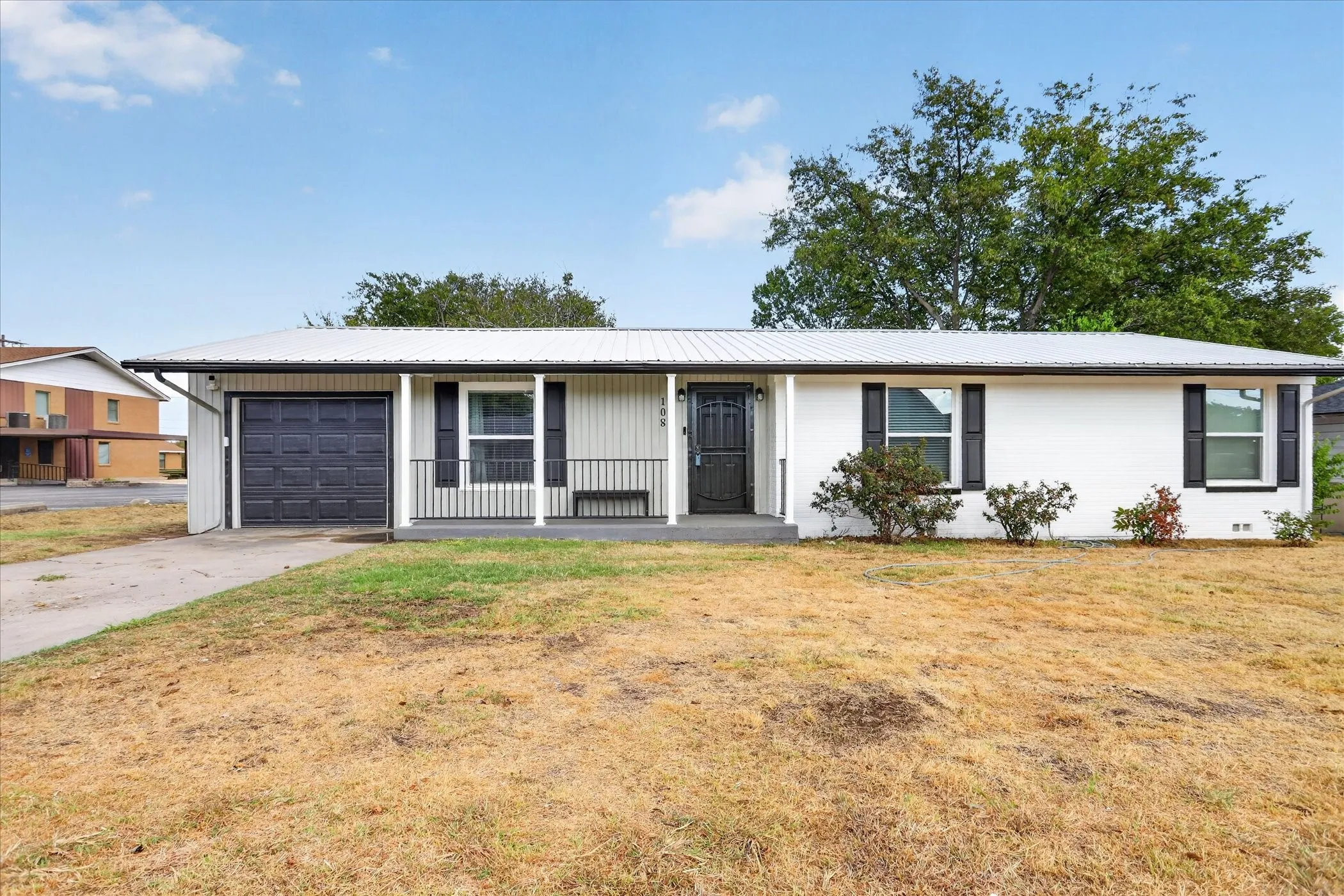 Single Family Residence For Sale in Tarrant County , 108 N Judd Street, White Settlement, Texas 76108, 3 Bedroom, 1 Bathroom, 1 Garage spaces, 1,158 Sqft, built in 1955, mls#21376143, Real Estate Agent in White Settlement, Homes For Sale in Tarrant county, Homes For Sale in White Settlement, Realtor in White Settlement Texas, Real Estate Brokerage Independent Realty Texas, Luminita Cordes Realtor